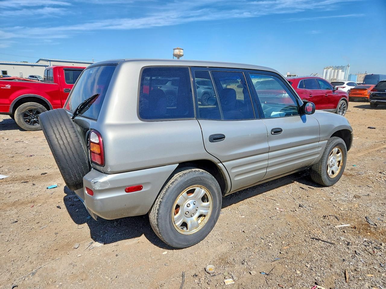 2000 Toyota Rav4 Base Silver vin: JT3GP10V5Y0051036
