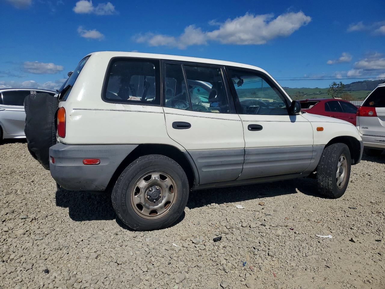 1996 Toyota Rav4 Base White vin: JT3GP10V6T0002422