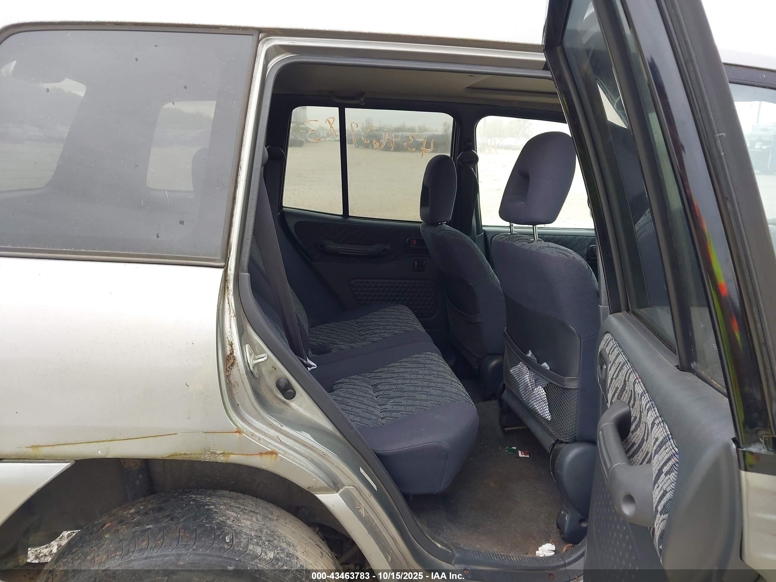 1999 Toyota Rav4 Gold vin: JT3GP10V6X7054761