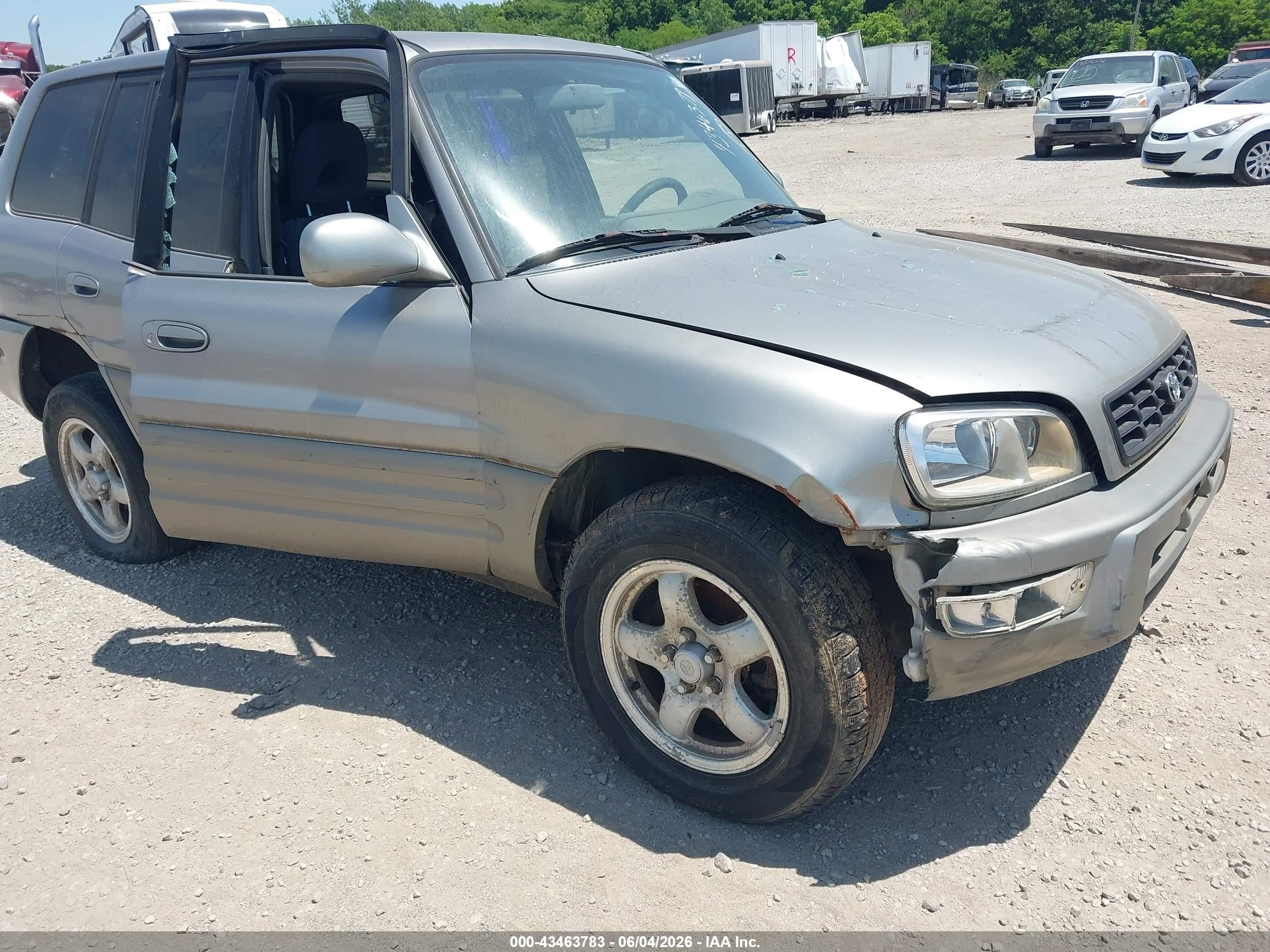 1999 Toyota Rav4 Gold vin: JT3GP10V6X7054761