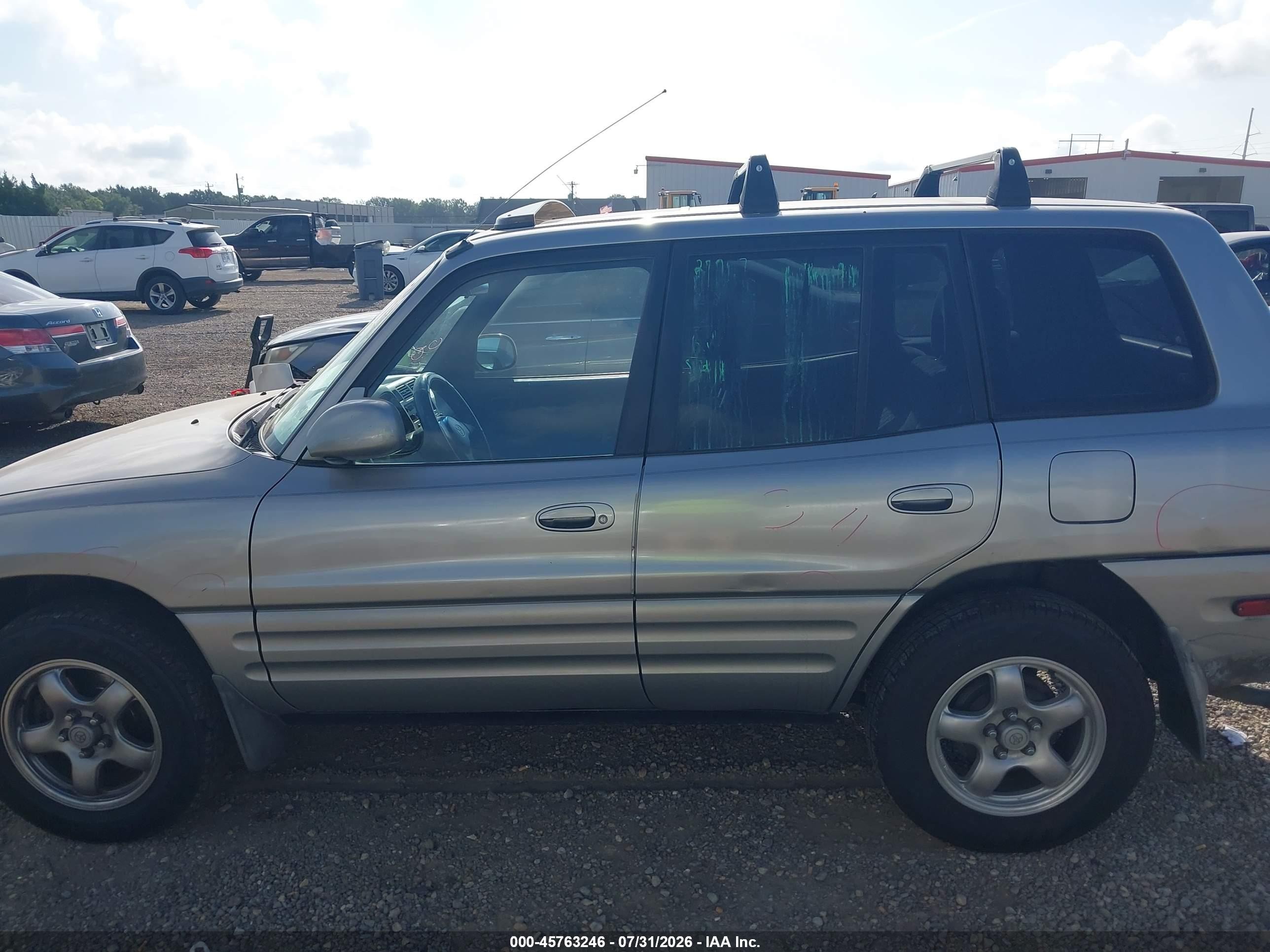 2000 Toyota Rav4   Silver vin: JT3GP10V6Y7072033