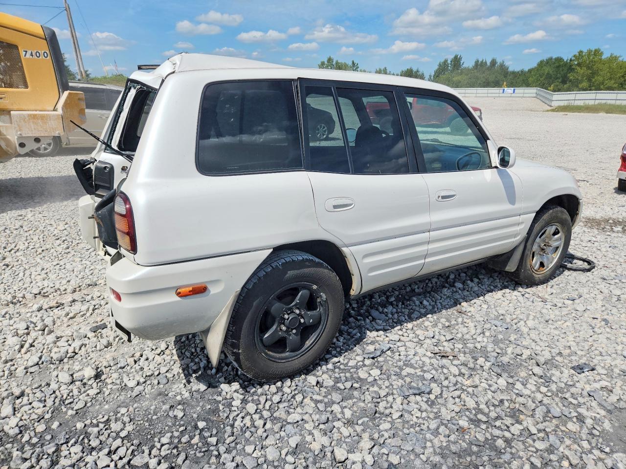 1999 Toyota Rav4 Base White vin: JT3GP10V9X7054351