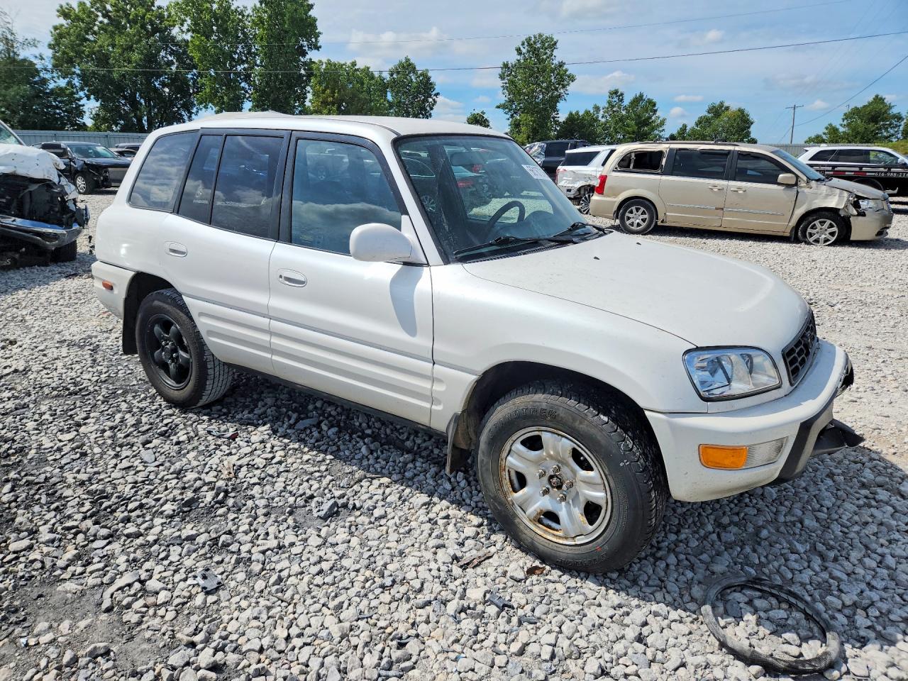 1999 Toyota Rav4 Base White vin: JT3GP10V9X7054351