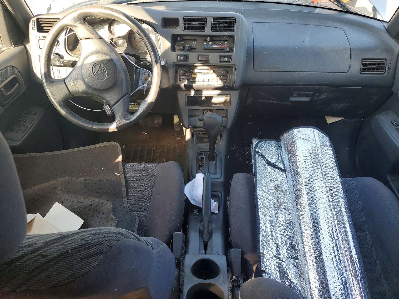 1999 Toyota Rav4 Base Silver vin: JT3GP10V9X7057105