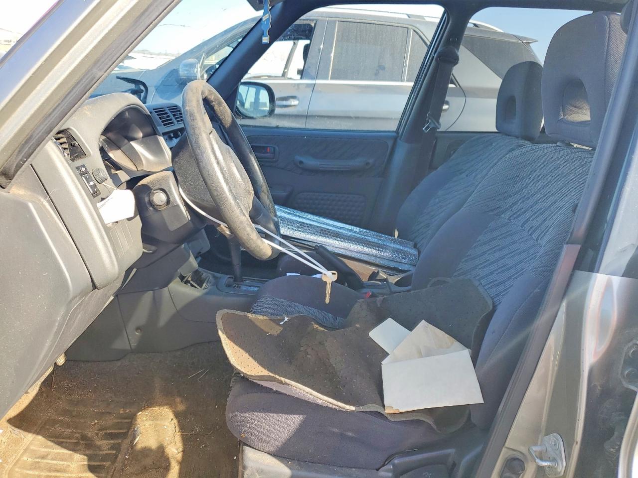 1999 Toyota Rav4 Base Silver vin: JT3GP10V9X7057105