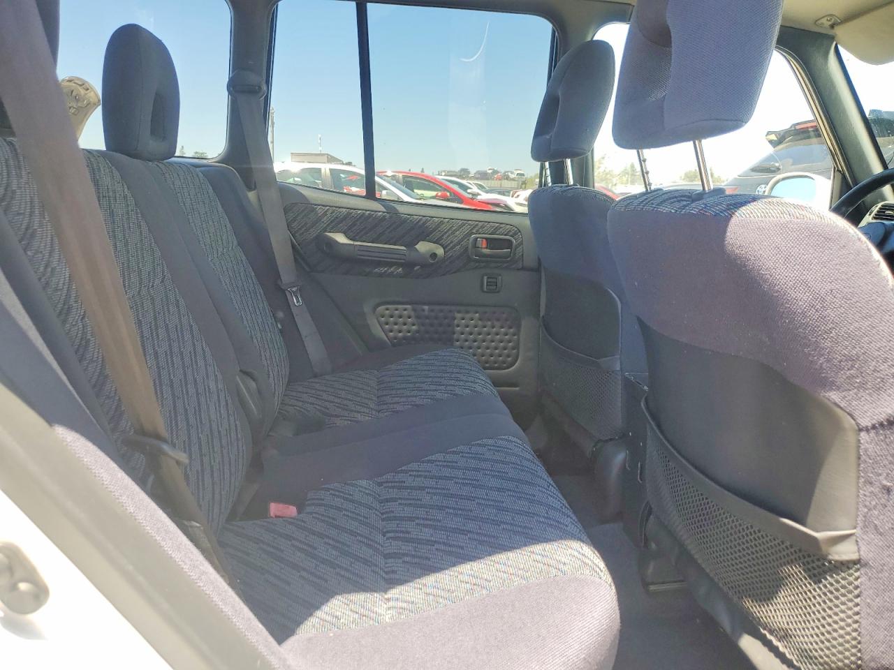 1999 Toyota Rav4 Base White vin: JT3GP10V9X7064474