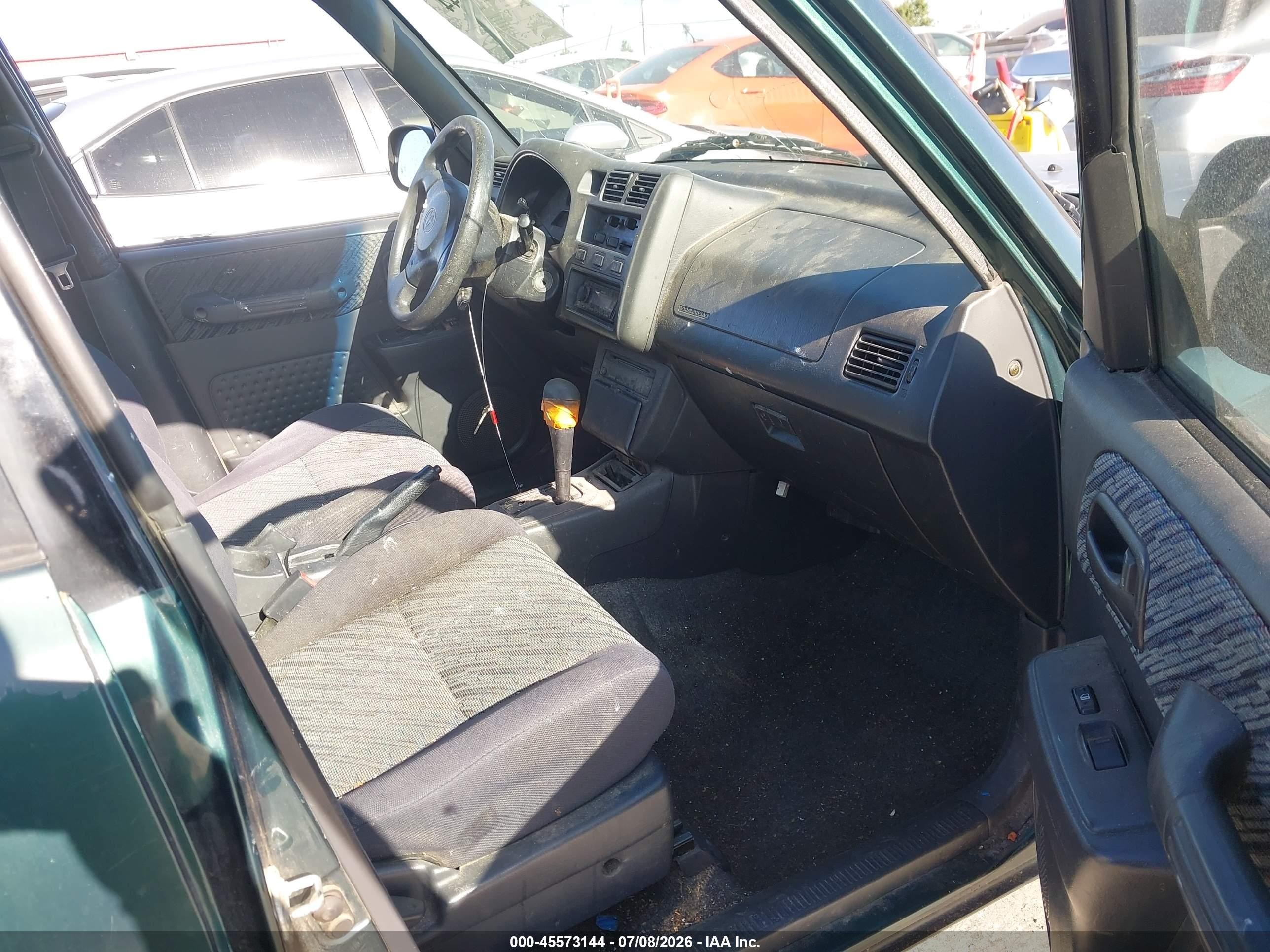 2000 Toyota Rav4   Green vin: JT3GP10V9Y7068848
