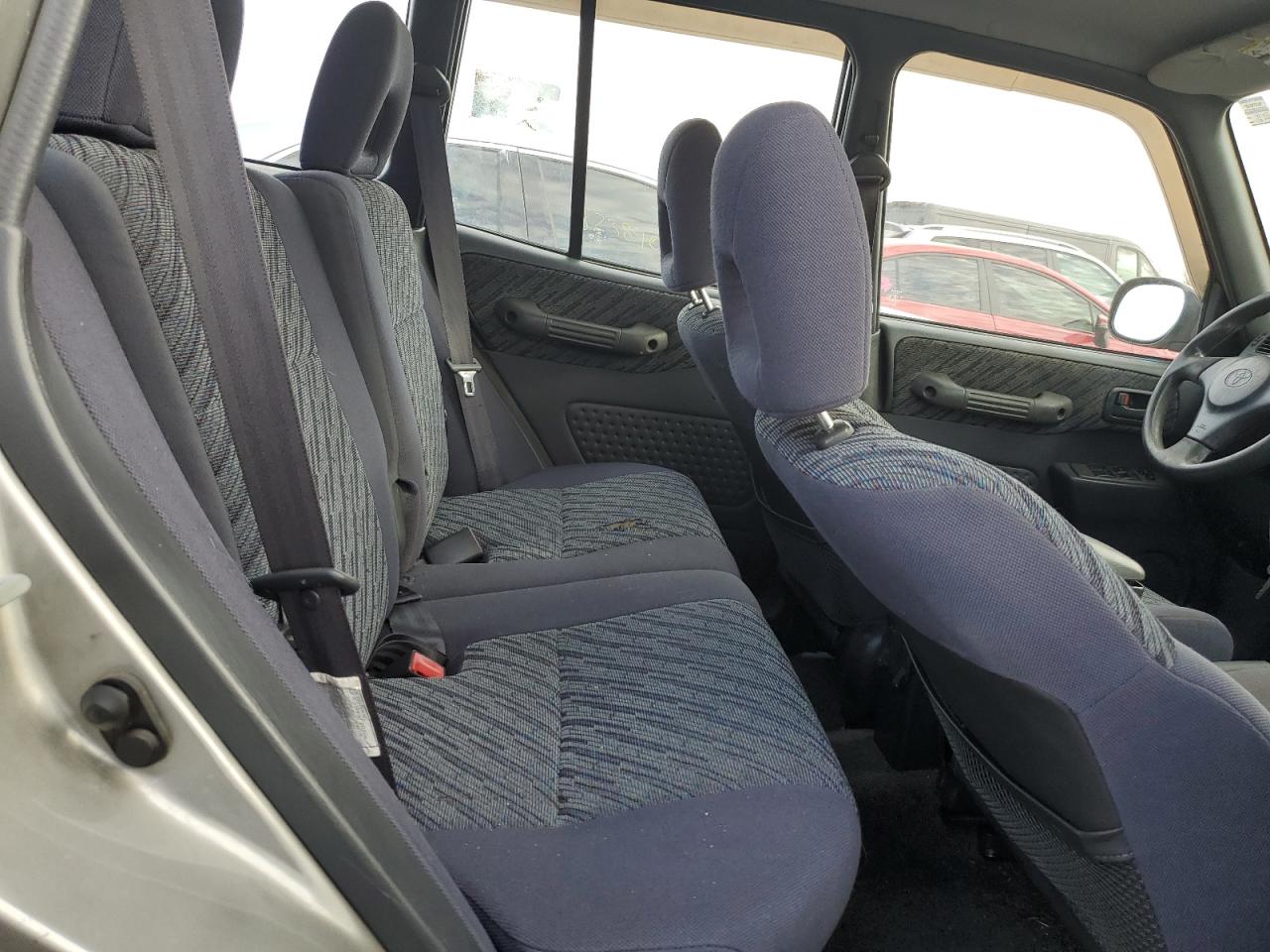 2000 Toyota Rav4 Silver vin: JT3GP10VXY0052117