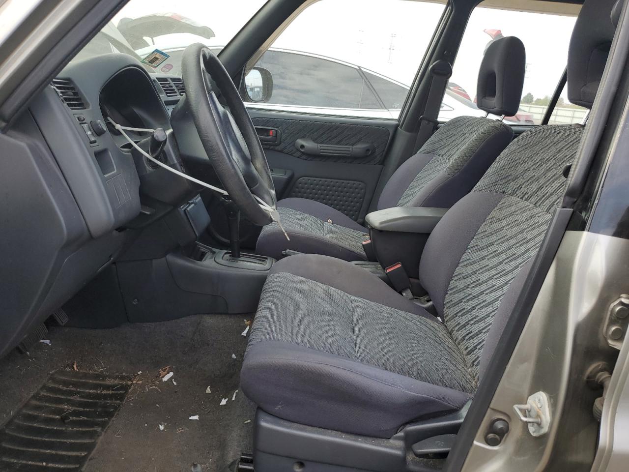 2000 Toyota Rav4 Silver vin: JT3GP10VXY0052117