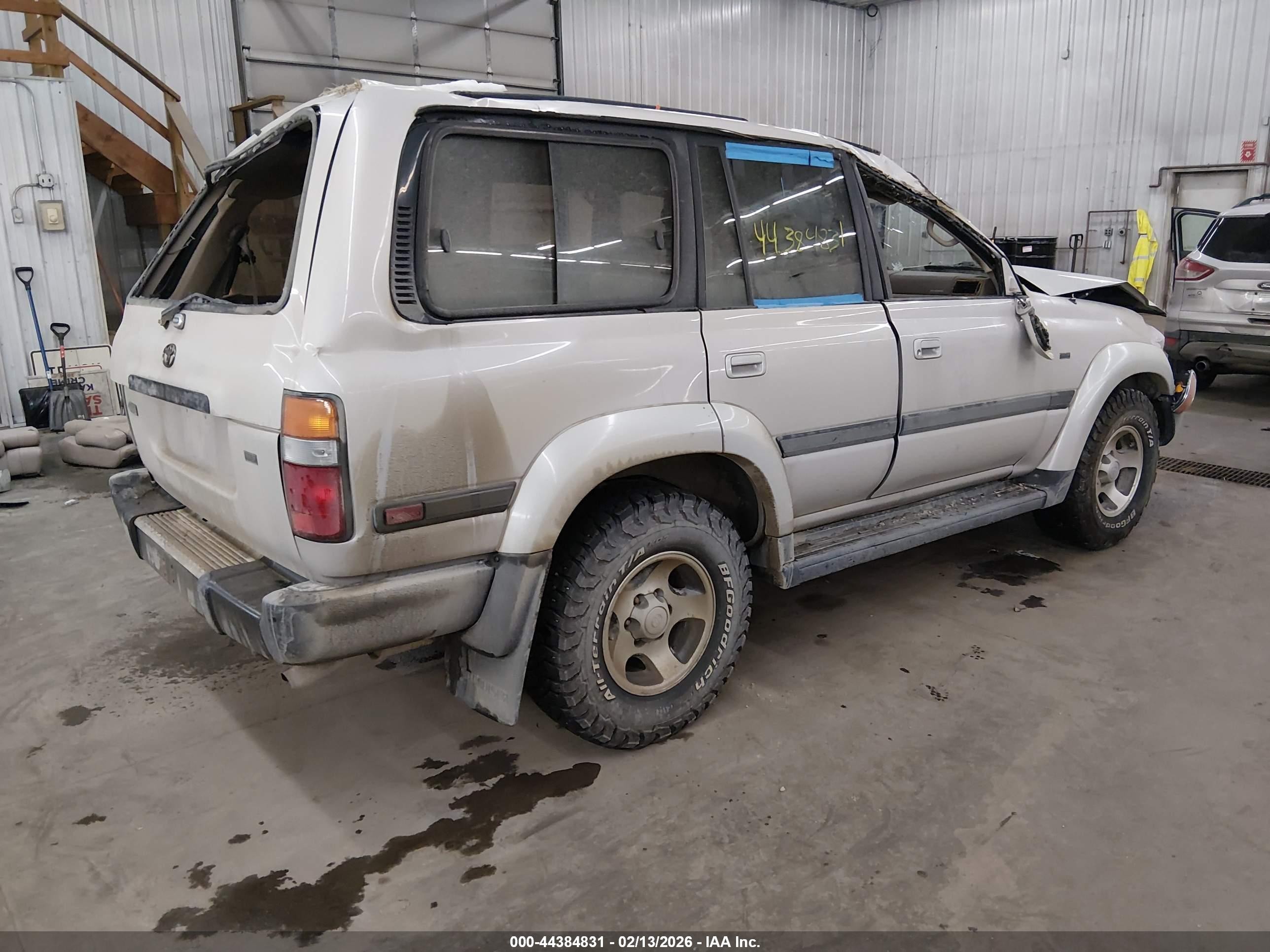 1997 Toyota Land Cruiser   Серебряный vin: JT3HJ85J0V0183895