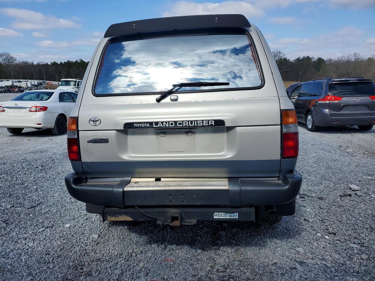 1996 Toyota Land Cruiser Base Silver vin: JT3HJ85J4T0116438