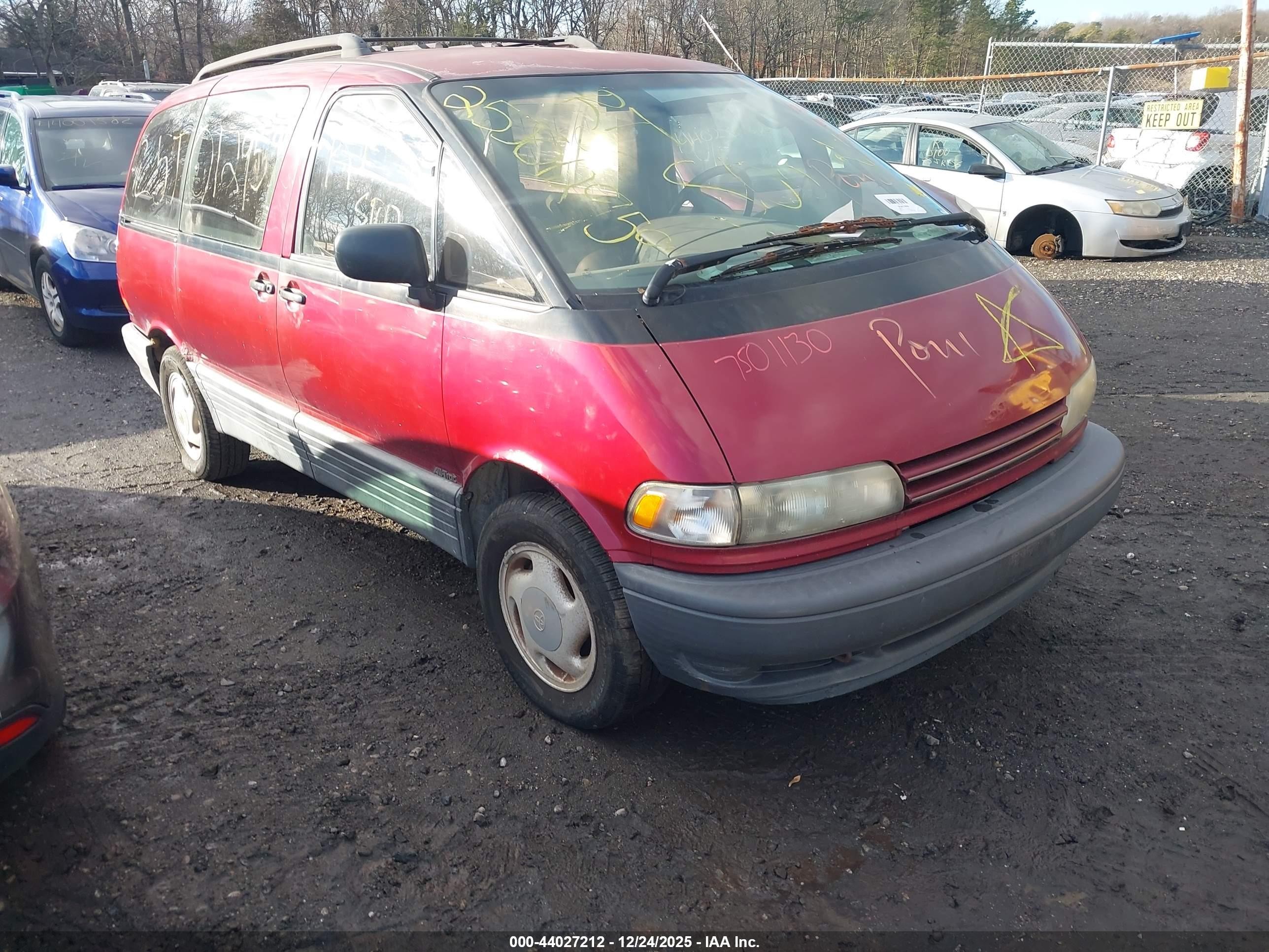 1997 Toyota Previa Le S/c Maroon vin: JT3HK23M2V1070600