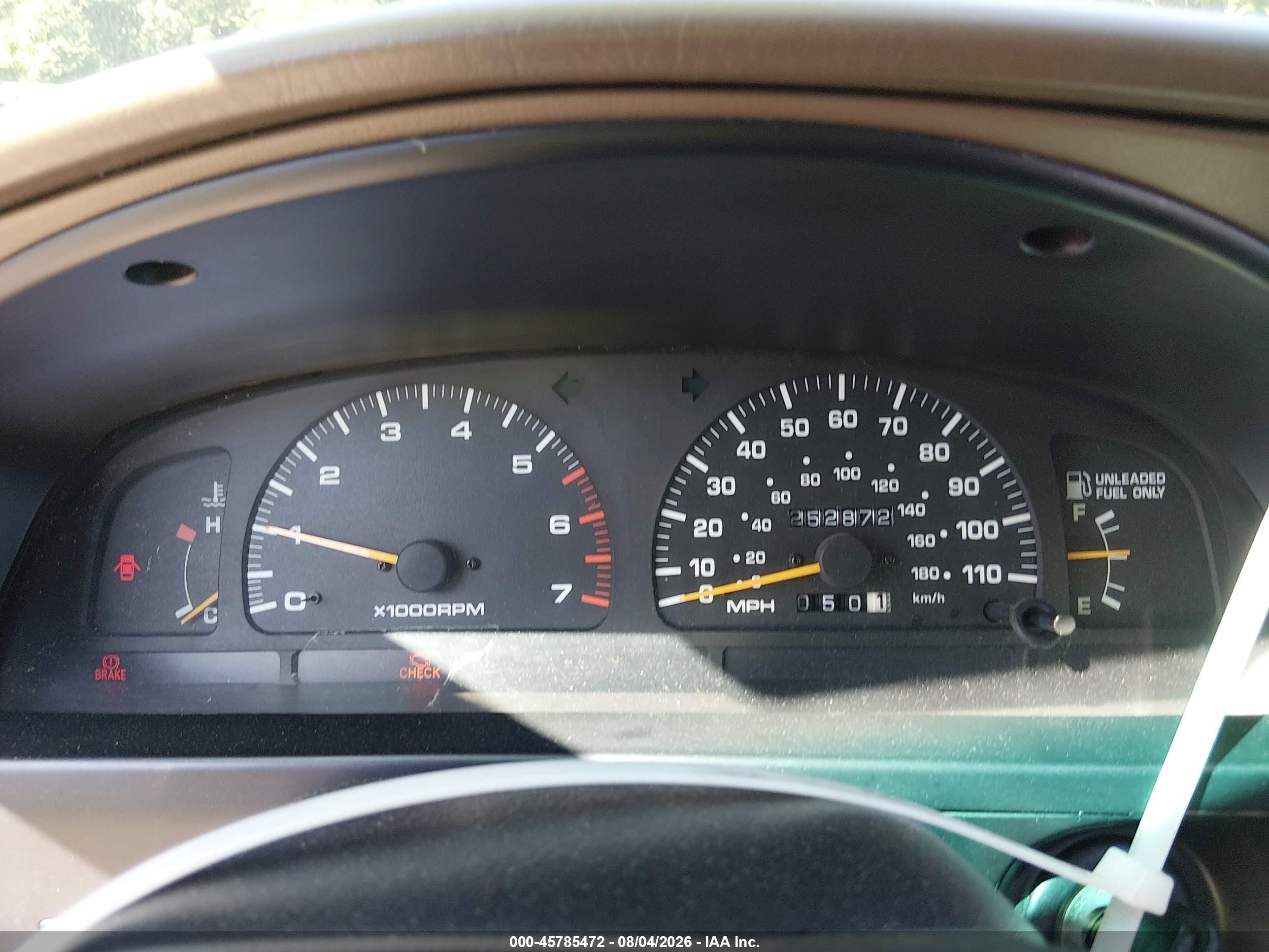 1997 Toyota 4runner   White vin: JT3HM84R2V0022883