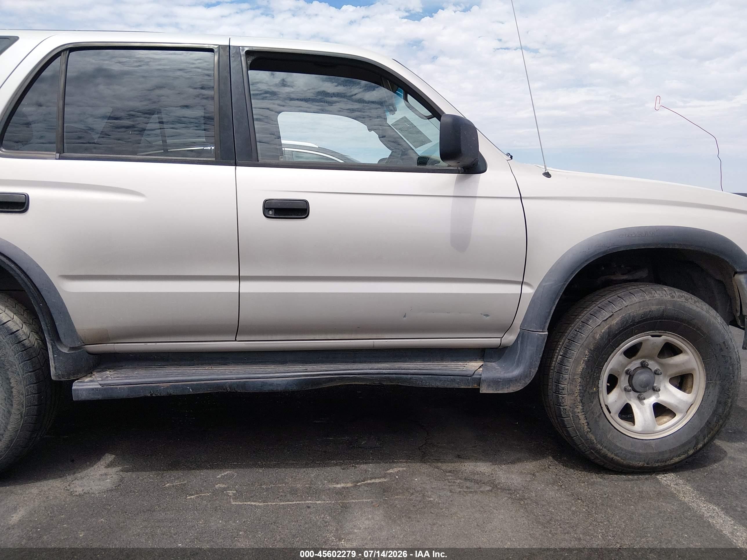 1996 Toyota 4runner Sr5 Beige vin: JT3HM84R7T0013013