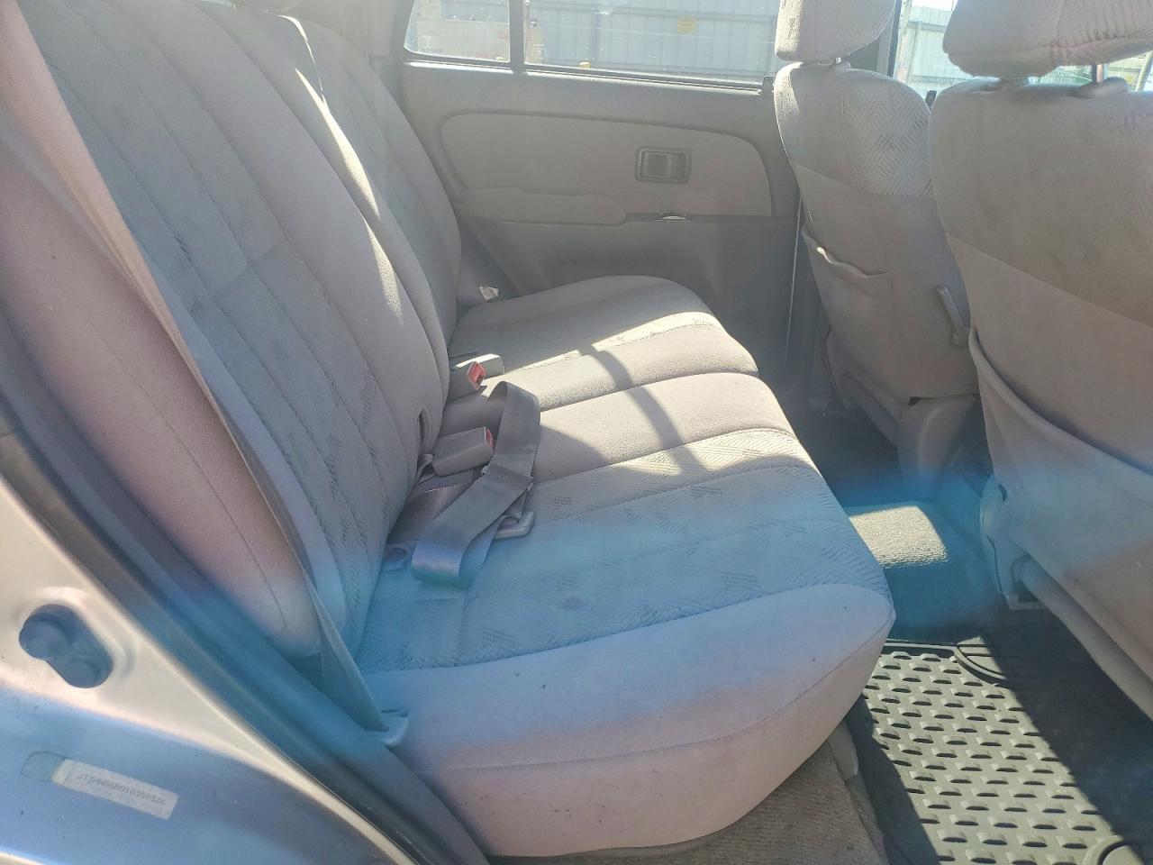 2001 Toyota 4runner Sr5 Silver vin: JT3HN86R010358326