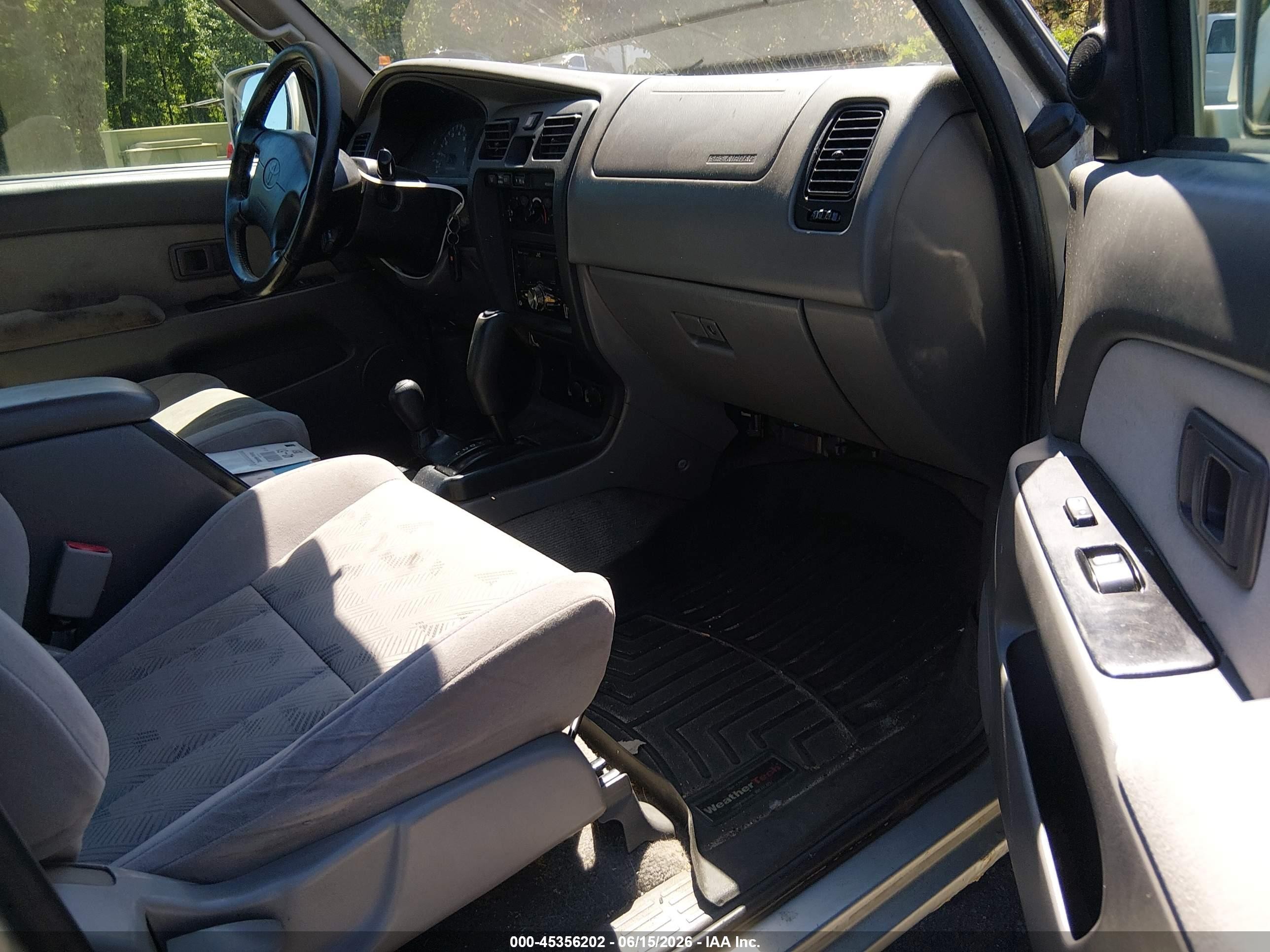 2001 Toyota 4runner Sr5 V6 Silver vin: JT3HN86R019053856