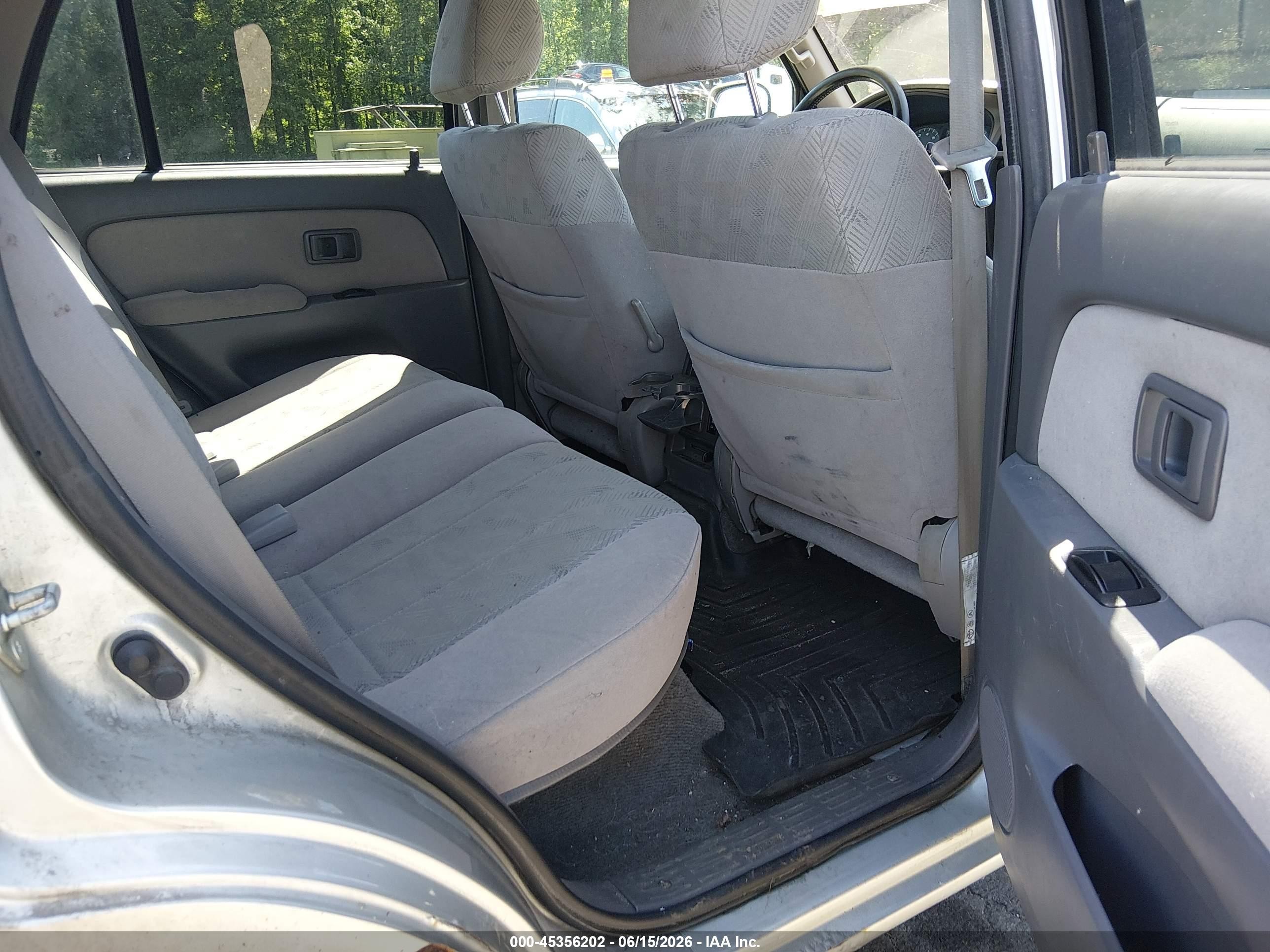2001 Toyota 4runner Sr5 V6 Silver vin: JT3HN86R019053856