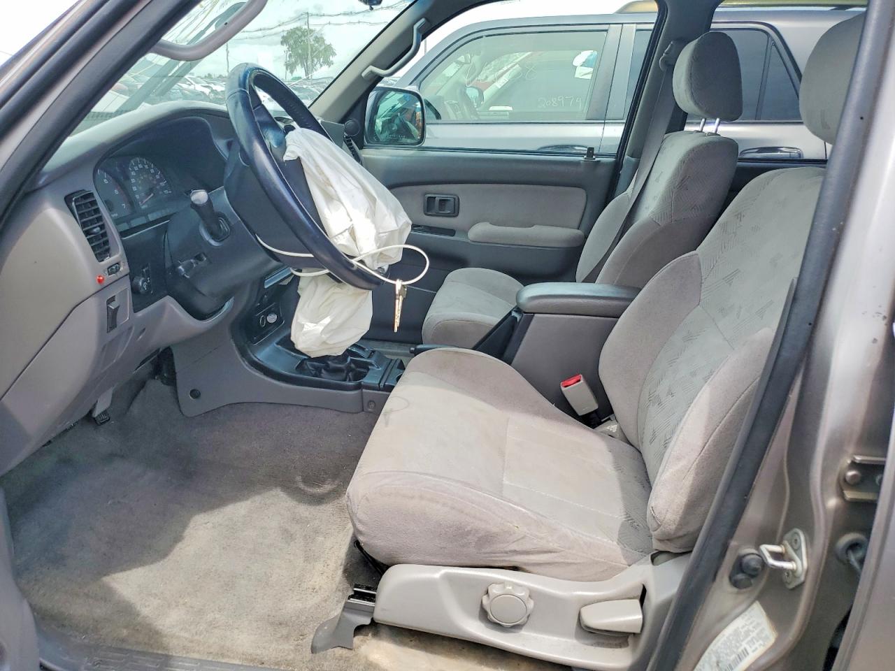 2002 Toyota 4runner Sr5 Silver vin: JT3HN86R020369750