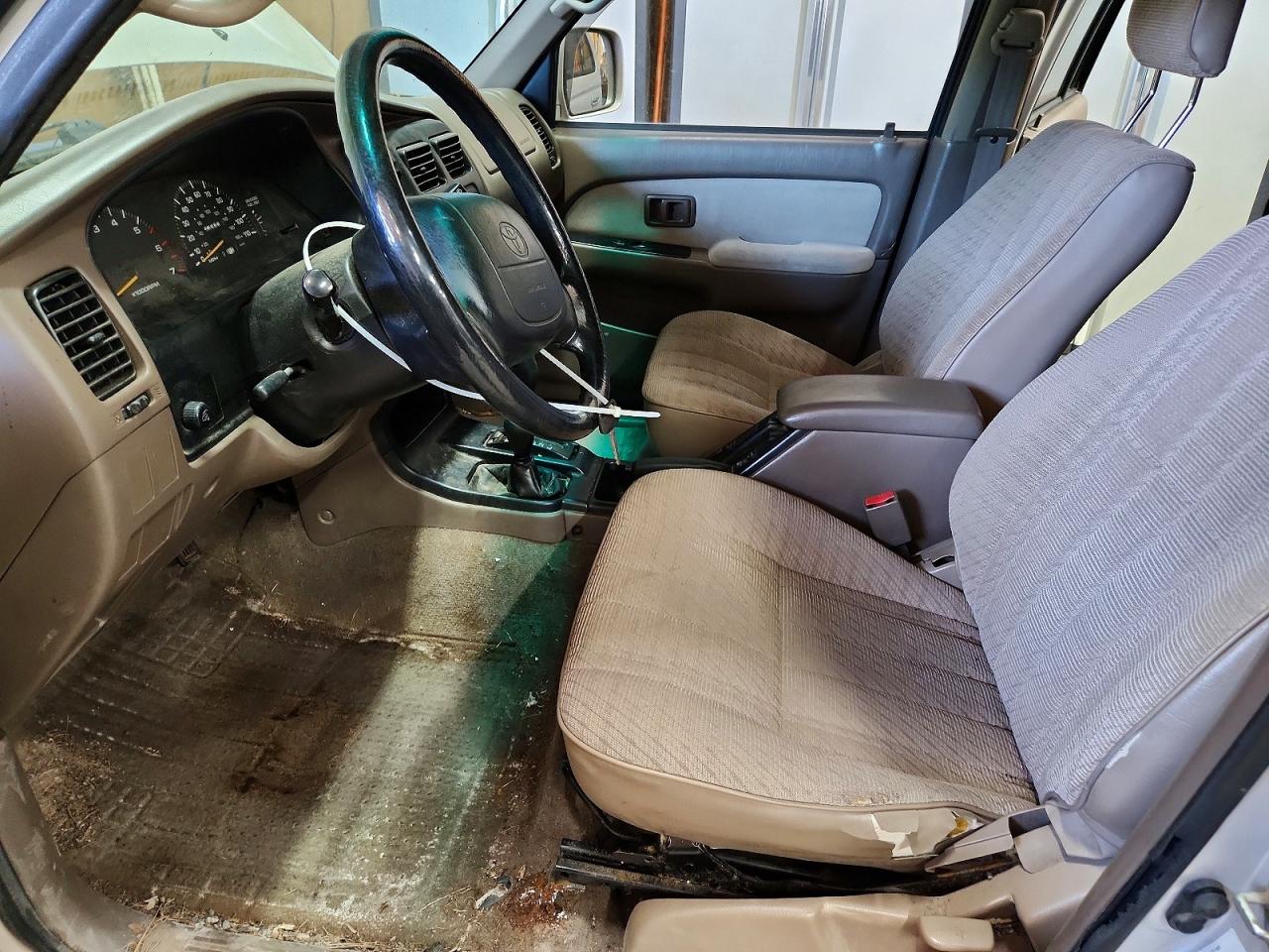 1996 Toyota 4runner Sr5 Silver vin: JT3HN86R0T0002817