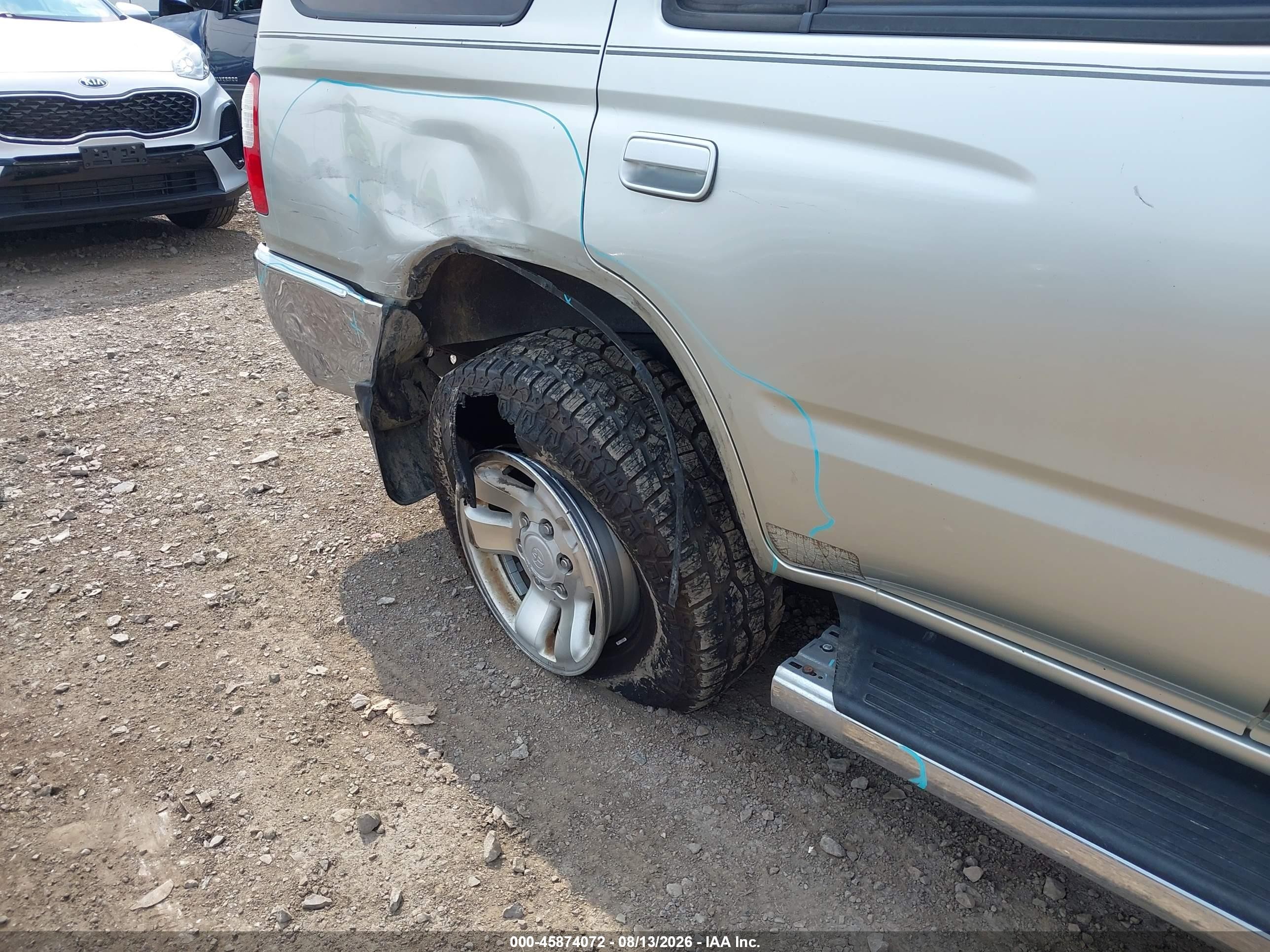 2000 Toyota 4runner Sr5 V6 Silver vin: JT3HN86R1Y0287003