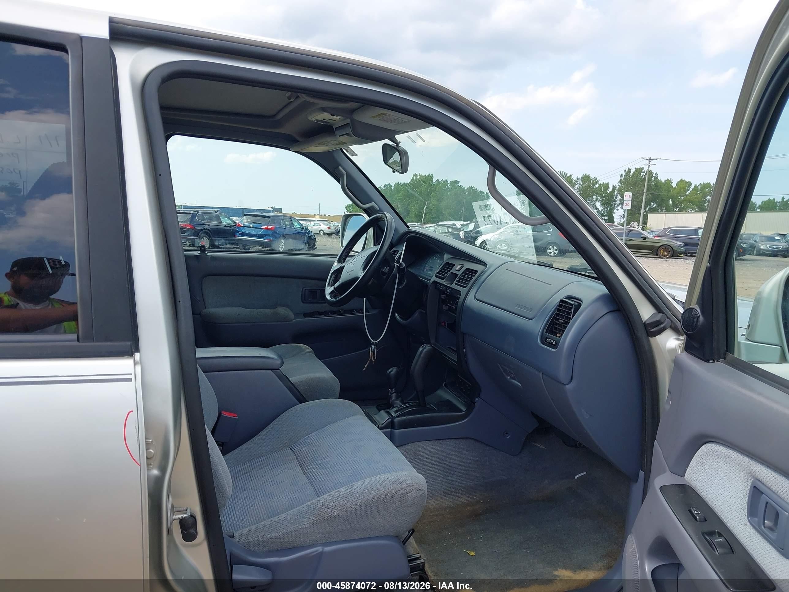 2000 Toyota 4runner Sr5 V6 Silver vin: JT3HN86R1Y0287003