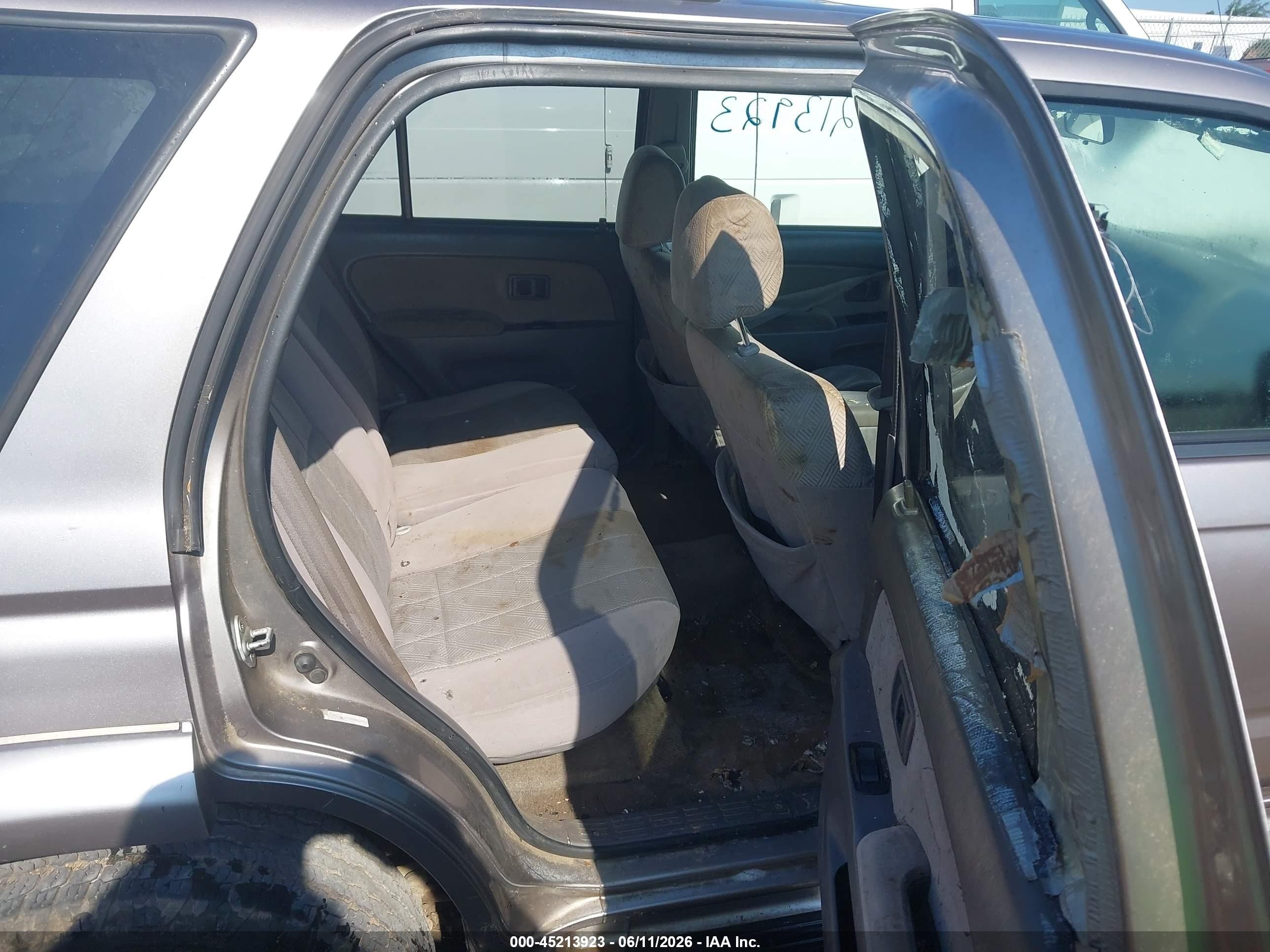 2001 Toyota 4runner Sr5 V6 Gold vin: JT3HN86R210356268