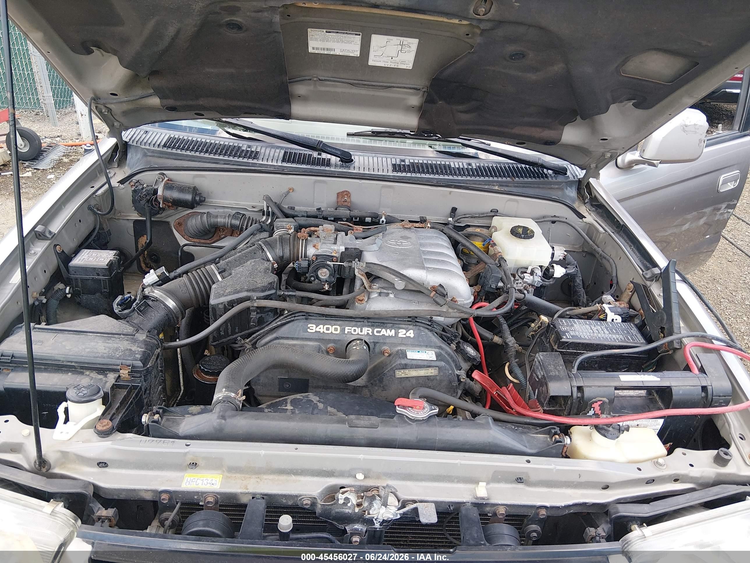 2002 Toyota 4runner Sr5 V6 Silver vin: JT3HN86R220366526