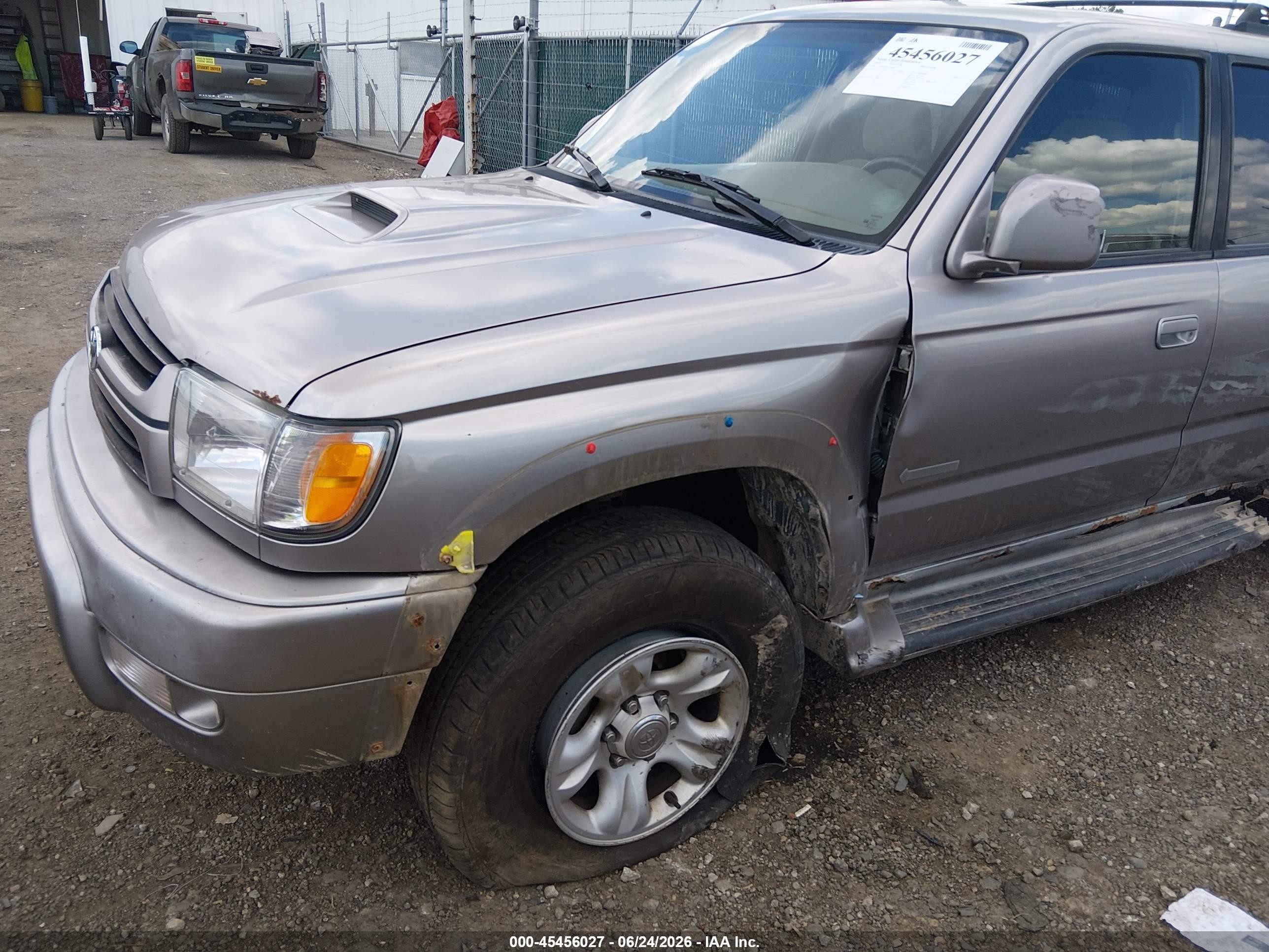 2002 Toyota 4runner Sr5 V6 Silver vin: JT3HN86R220366526