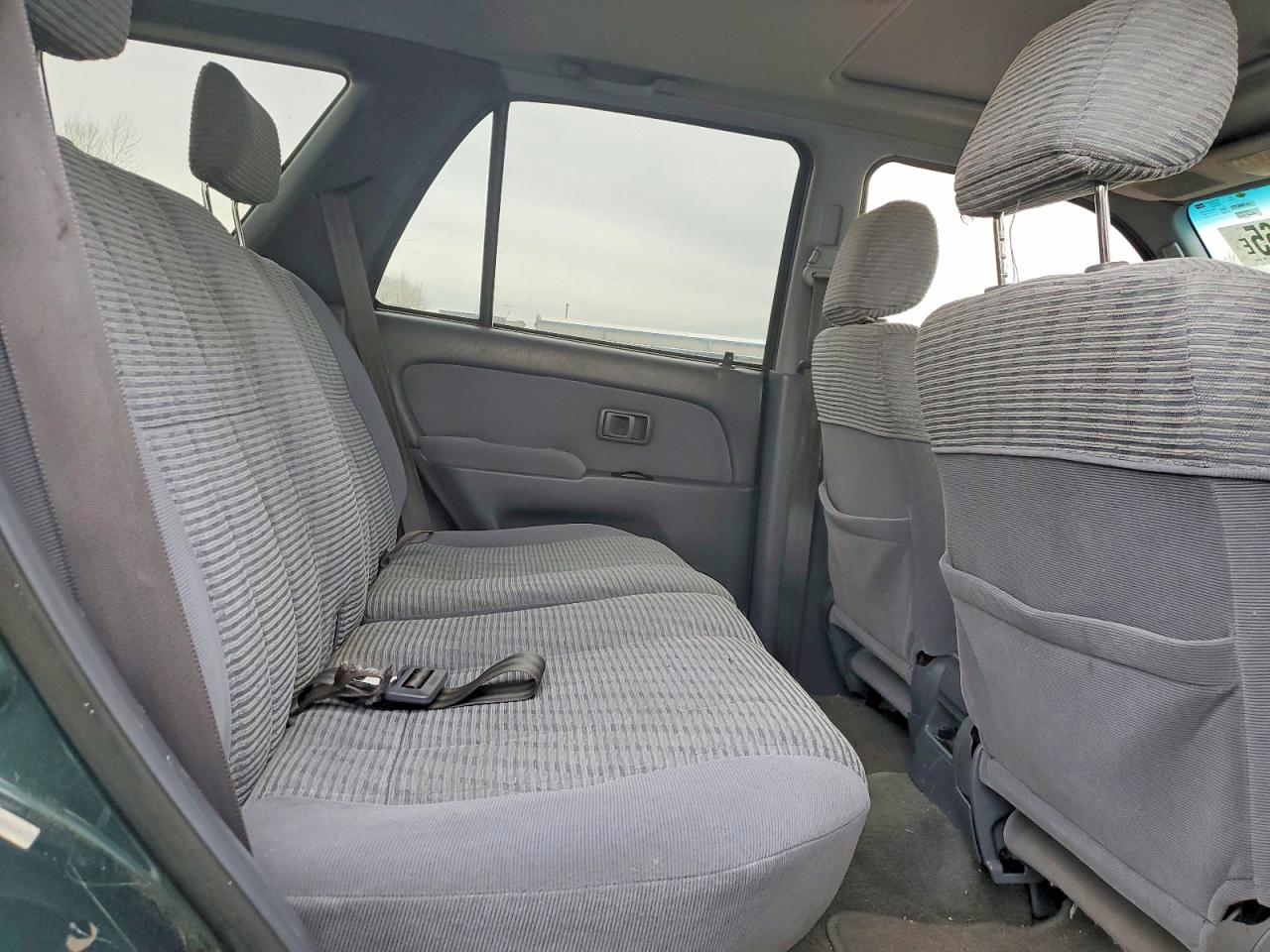 1997 Toyota 4runner Sr5 Green vin: JT3HN86R2V0085864