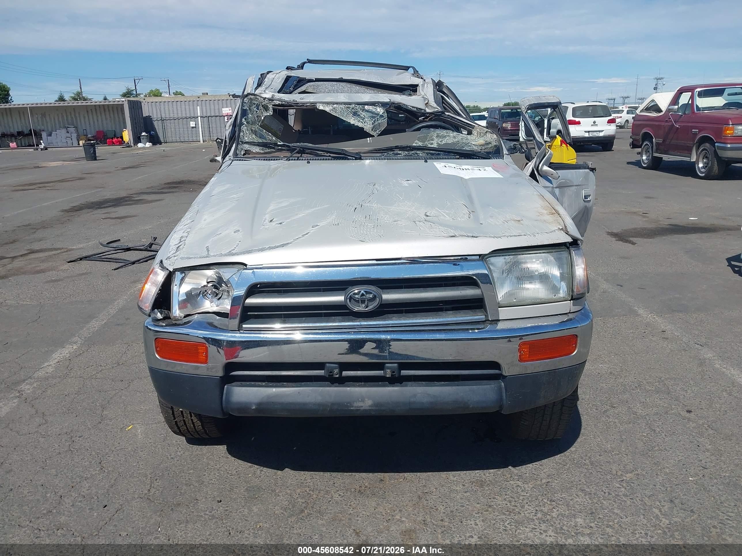 1998 Toyota 4runner Sr5 V6 Кремовый vin: JT3HN86R2W0179857