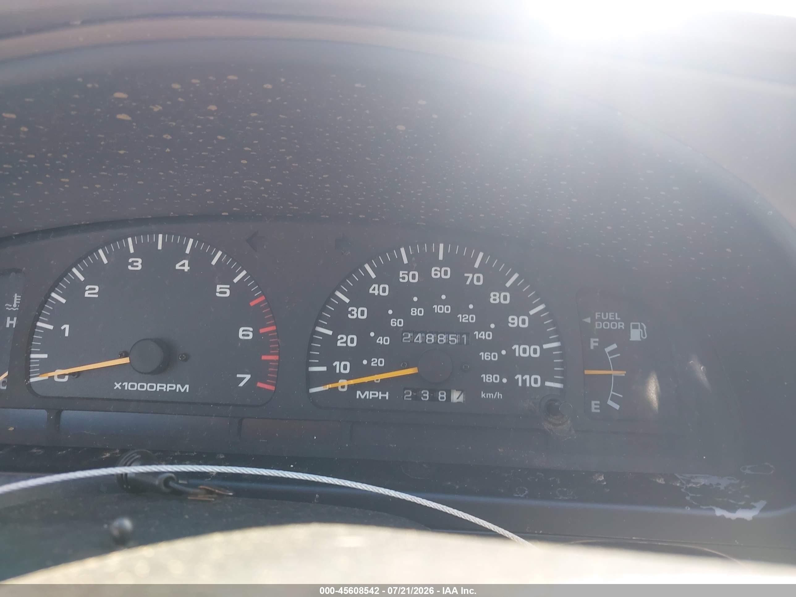 1998 Toyota 4runner Sr5 V6 Кремовый vin: JT3HN86R2W0179857