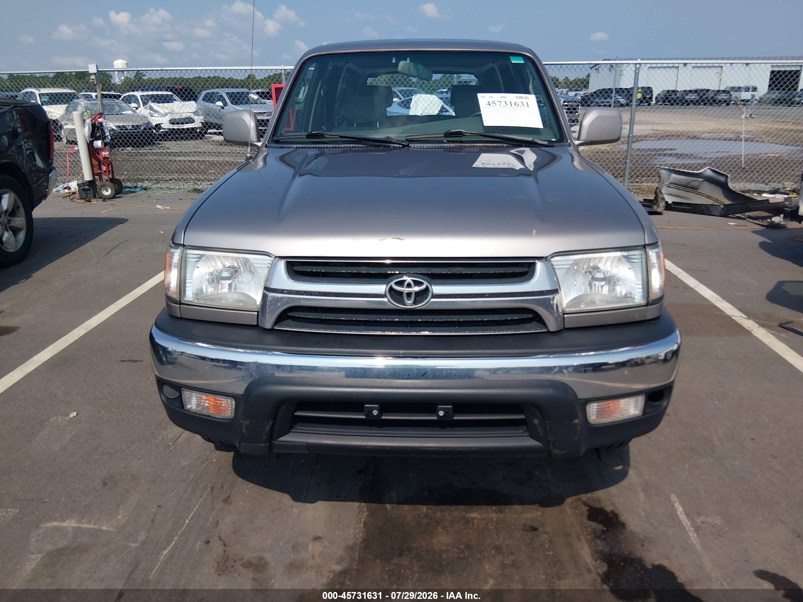 2002 Toyota 4runner Sr5 V6 Silver vin: JT3HN86R329076775