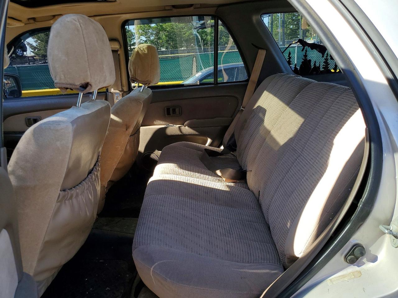 1997 Toyota 4runner Sr5 Silver vin: JT3HN86R3V0085422