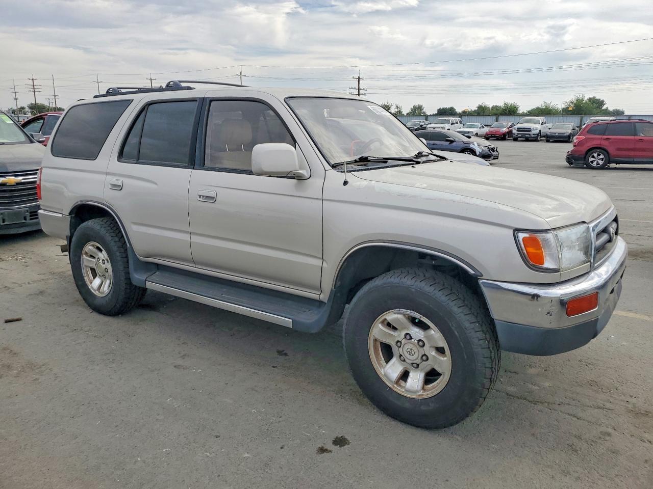 1997 Toyota 4runner Sr5 Cream vin: JT3HN86R3V0120900