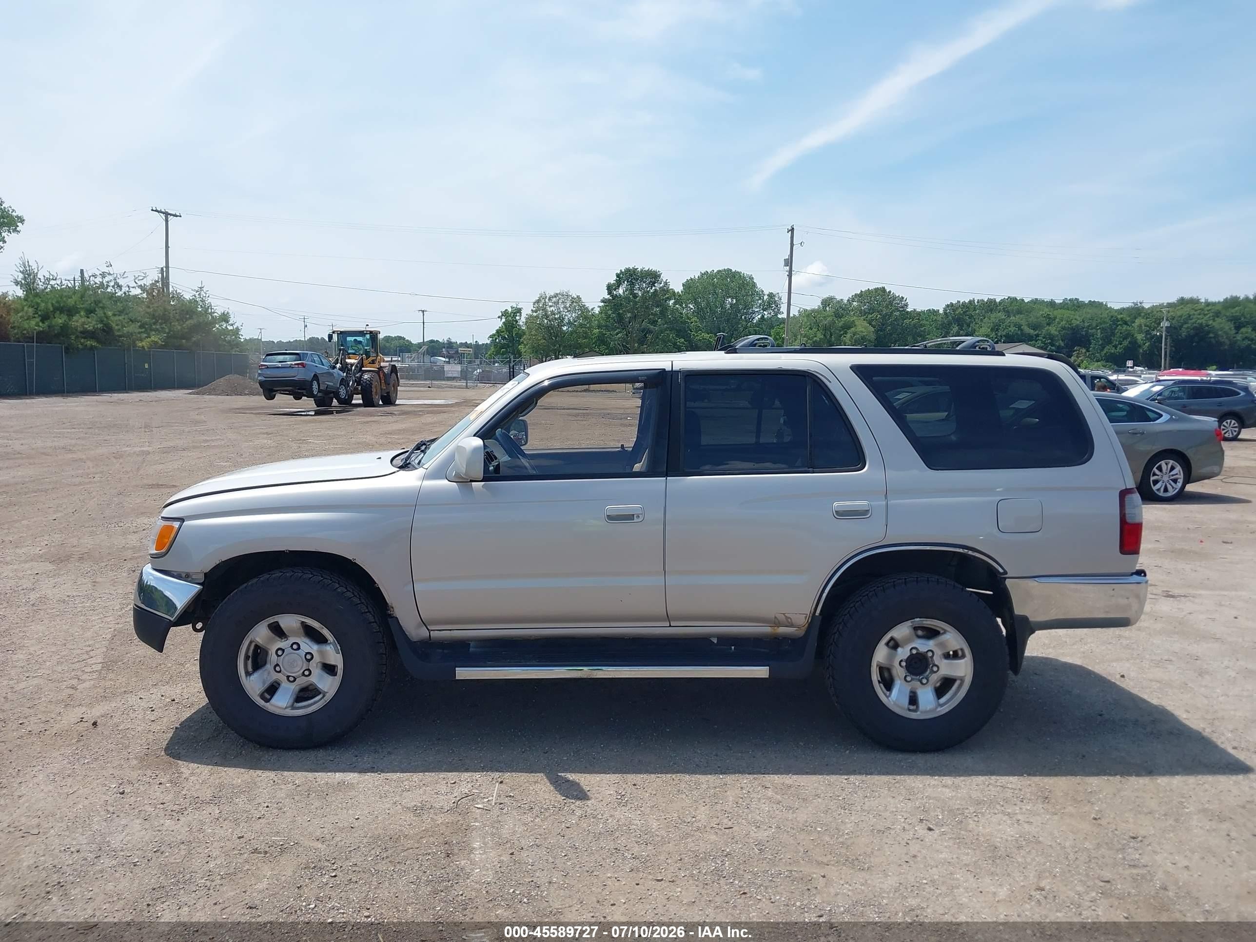 1998 Toyota 4runner Sr5 V6 Silver vin: JT3HN86R4W0166690
