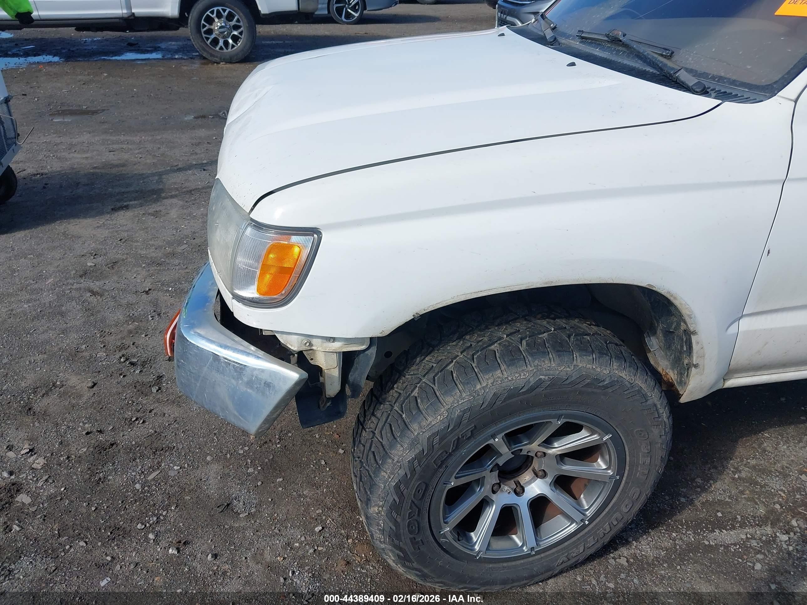 1998 Toyota 4runner Sr5 V6 White vin: JT3HN86R4W0187958