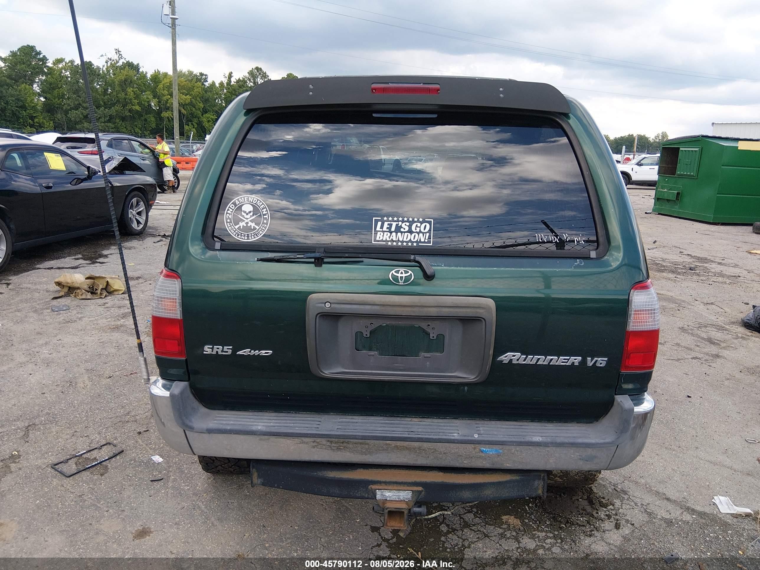 1999 Toyota 4runner Sr5 V6 Green vin: JT3HN86R4X0215615