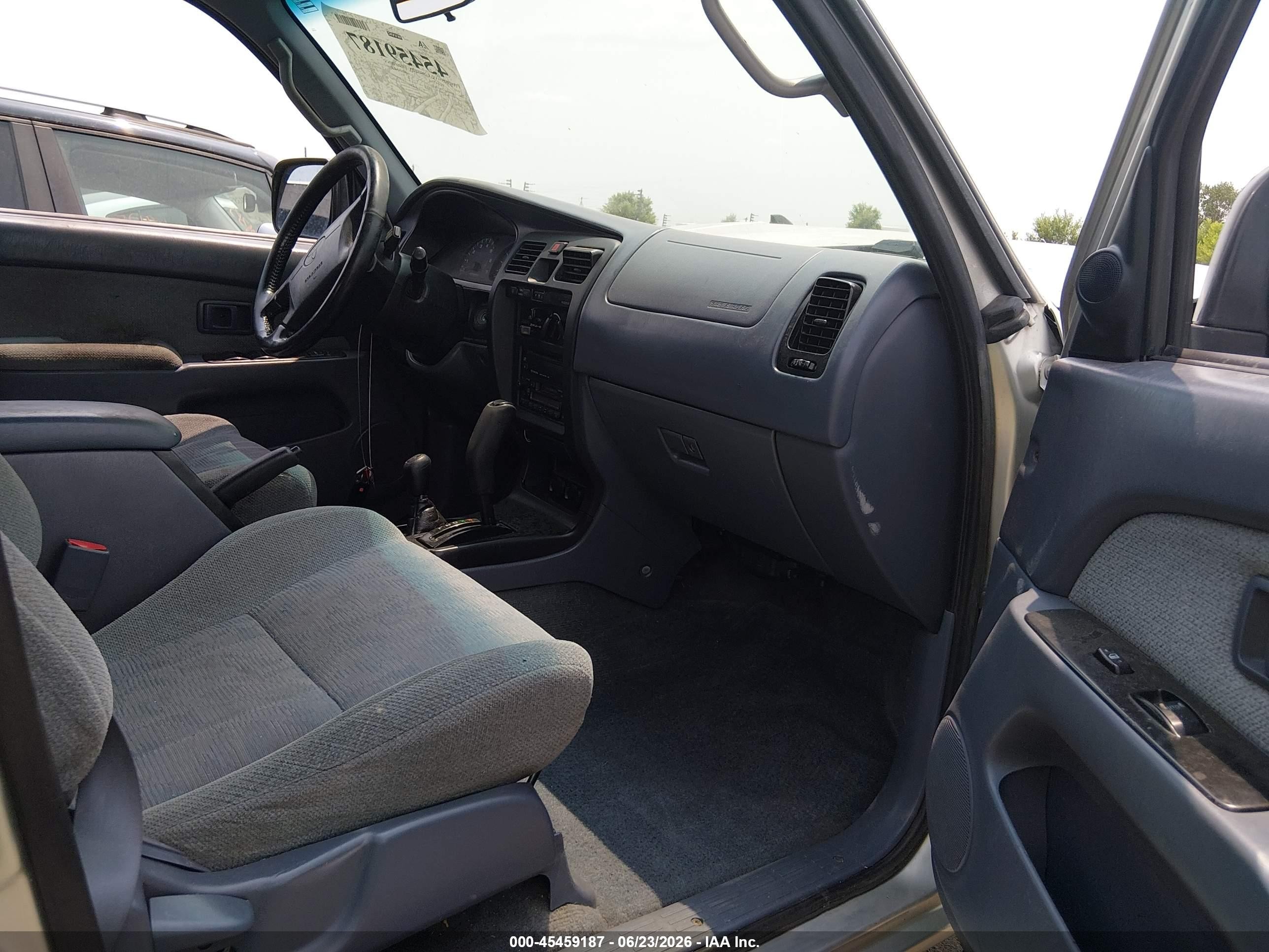 1999 Toyota 4runner Sr5 V6 Silver vin: JT3HN86R4X0247612