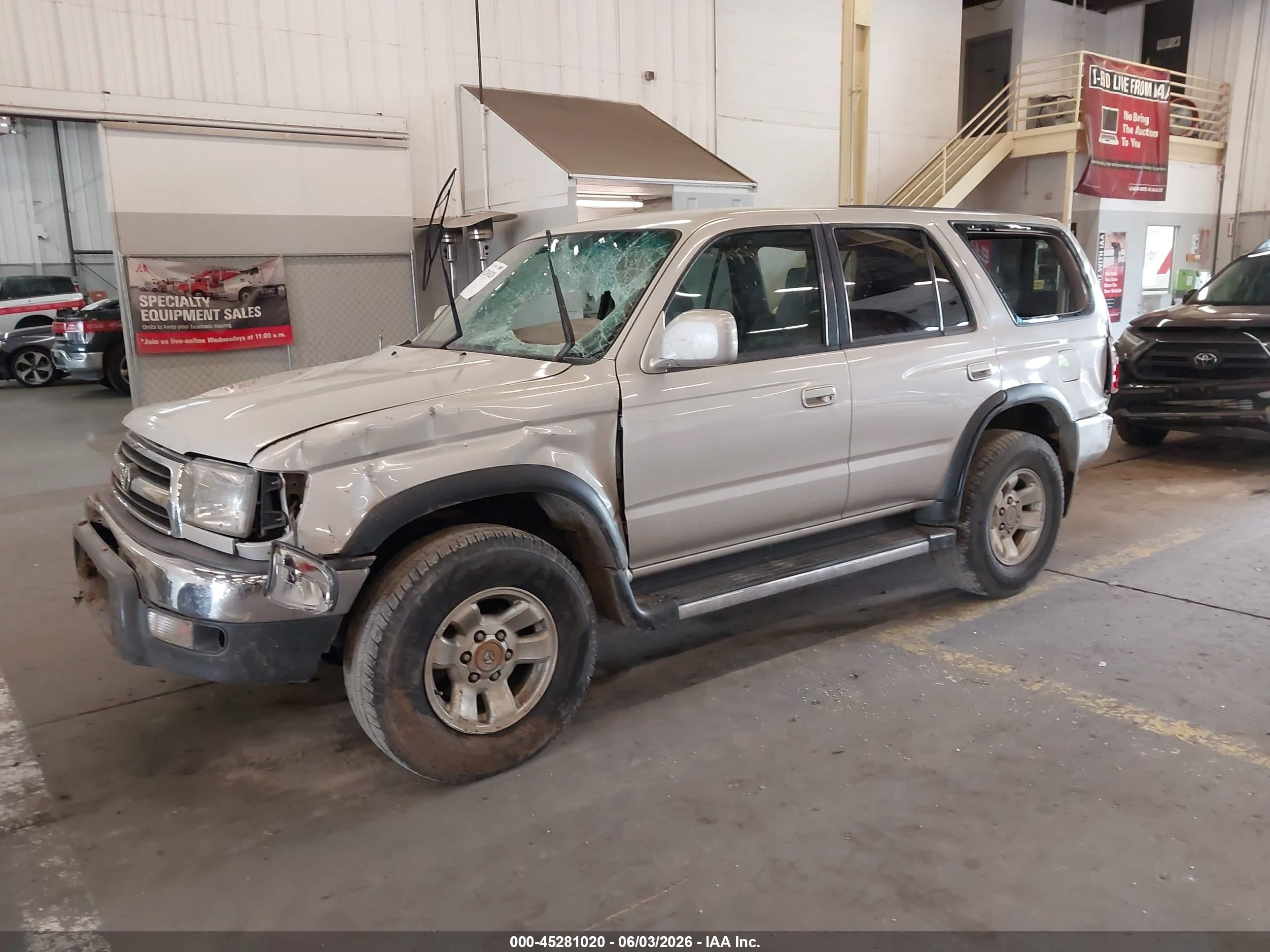2000 Toyota 4runner Sr5 V6 Silver vin: JT3HN86R4Y0320382