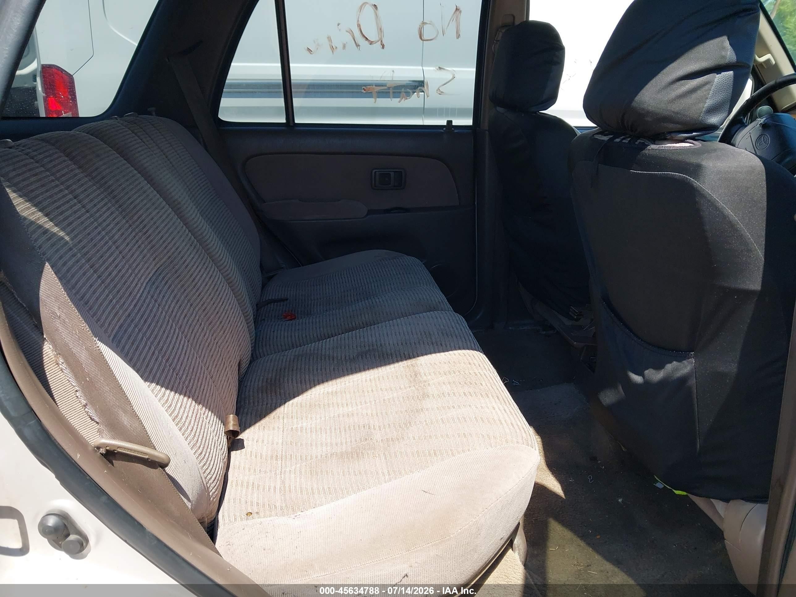 1997 Toyota 4runner Sr5 V6 Silver vin: JT3HN86R5V0082697