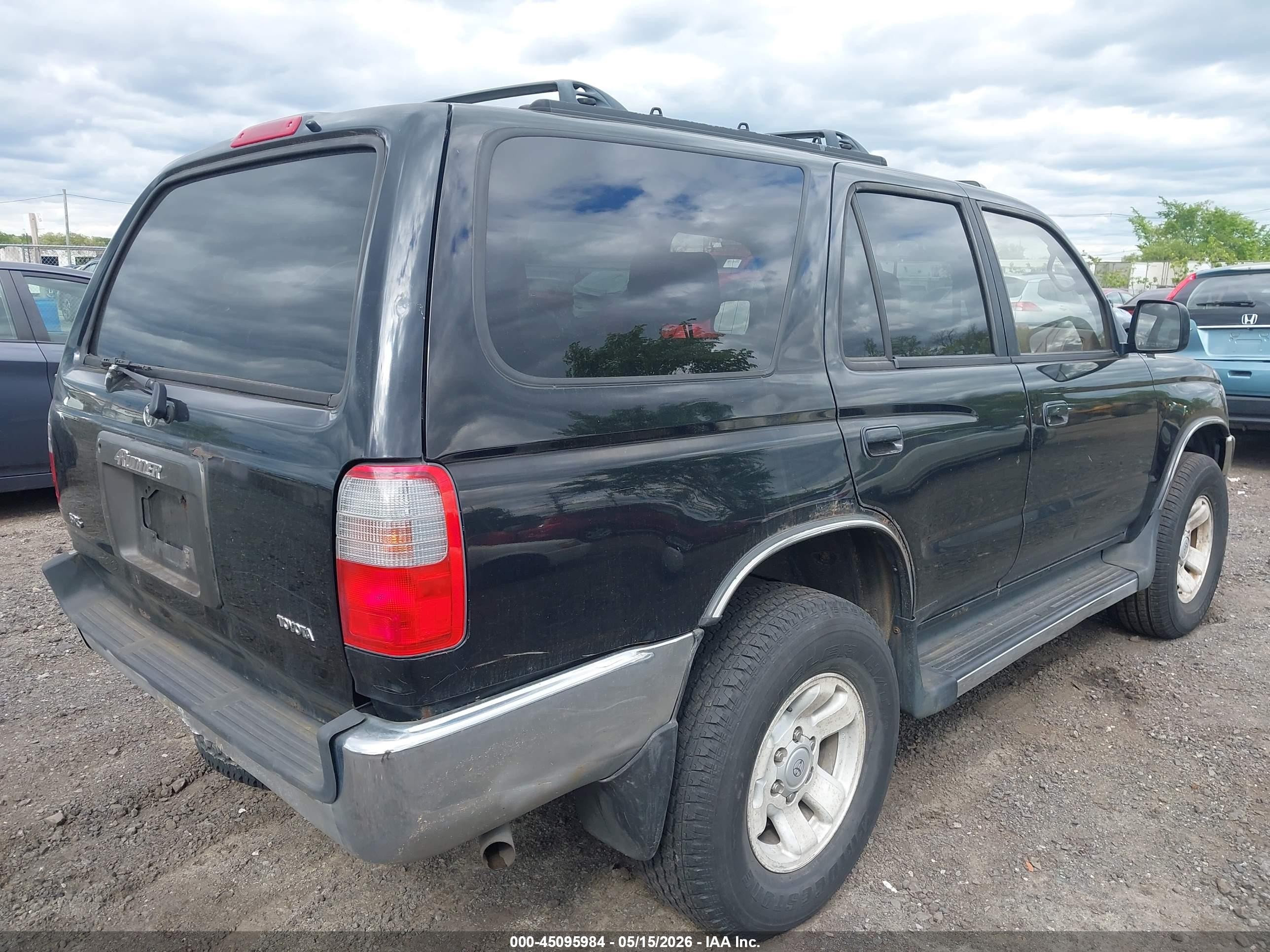 1997 Toyota 4runner Sr5 V6 Black vin: JT3HN86R5V0105136