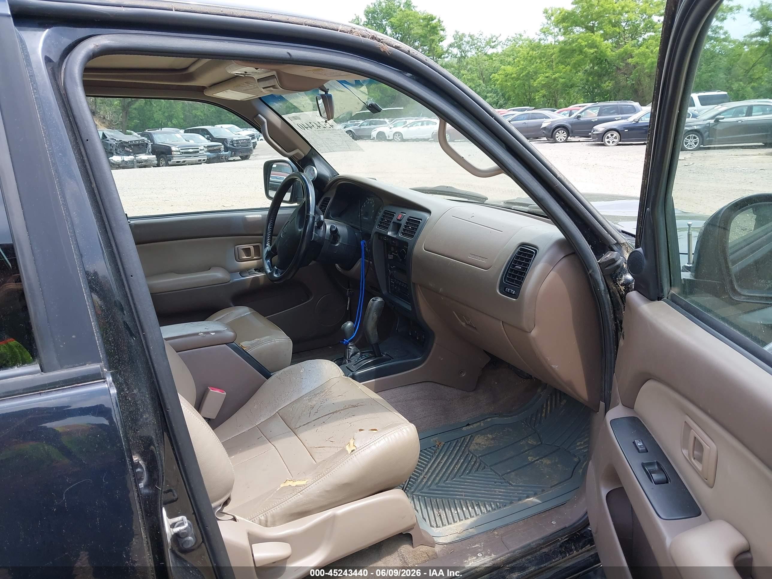 2000 Toyota 4runner Sr5 V6 Black vin: JT3HN86R5Y0265831