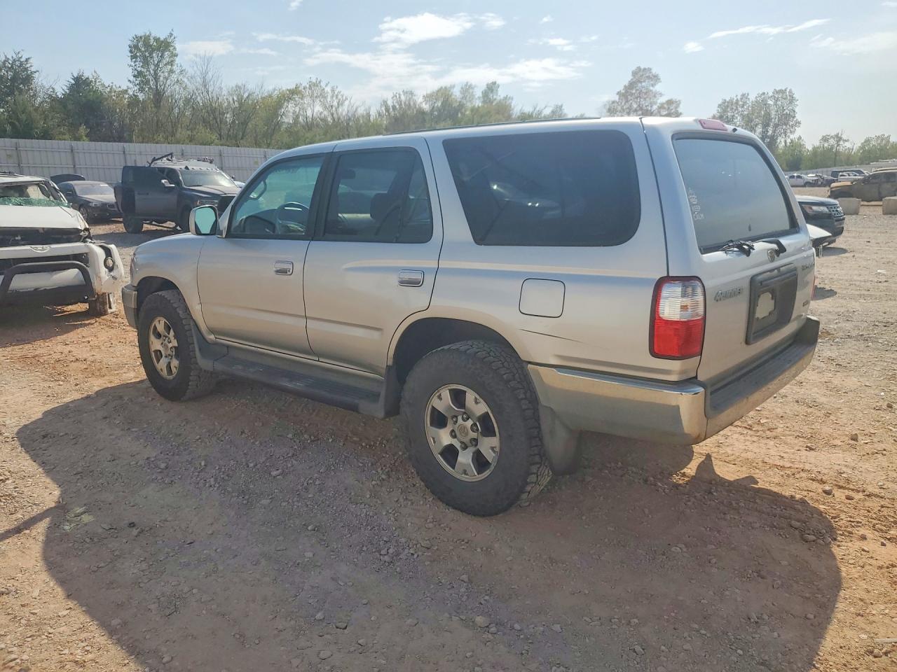 2001 Toyota 4runner Sr5 Silver vin: JT3HN86R610339263