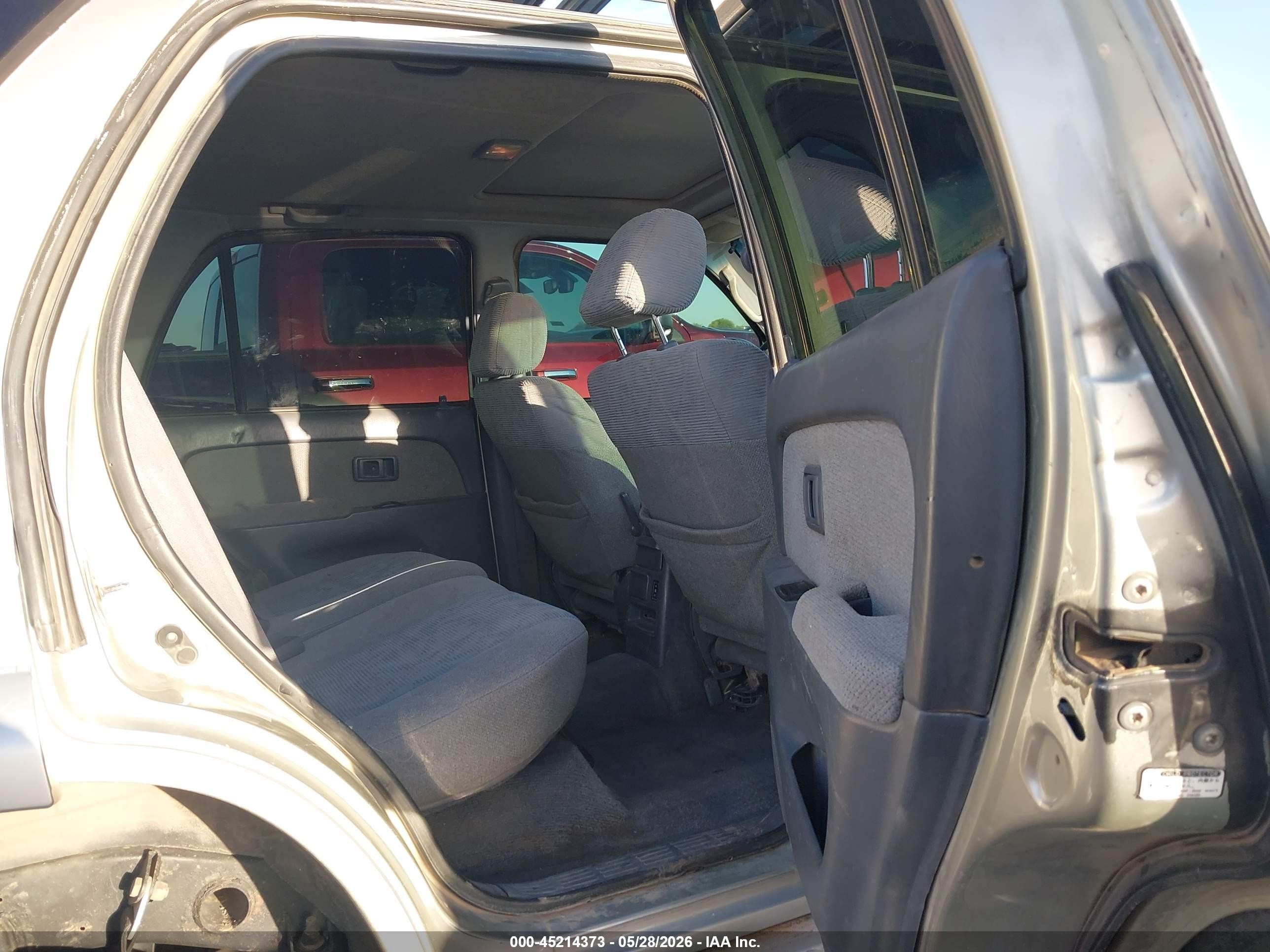 2000 Toyota 4runner Sr5 V6 Silver vin: JT3HN86R6Y0317290