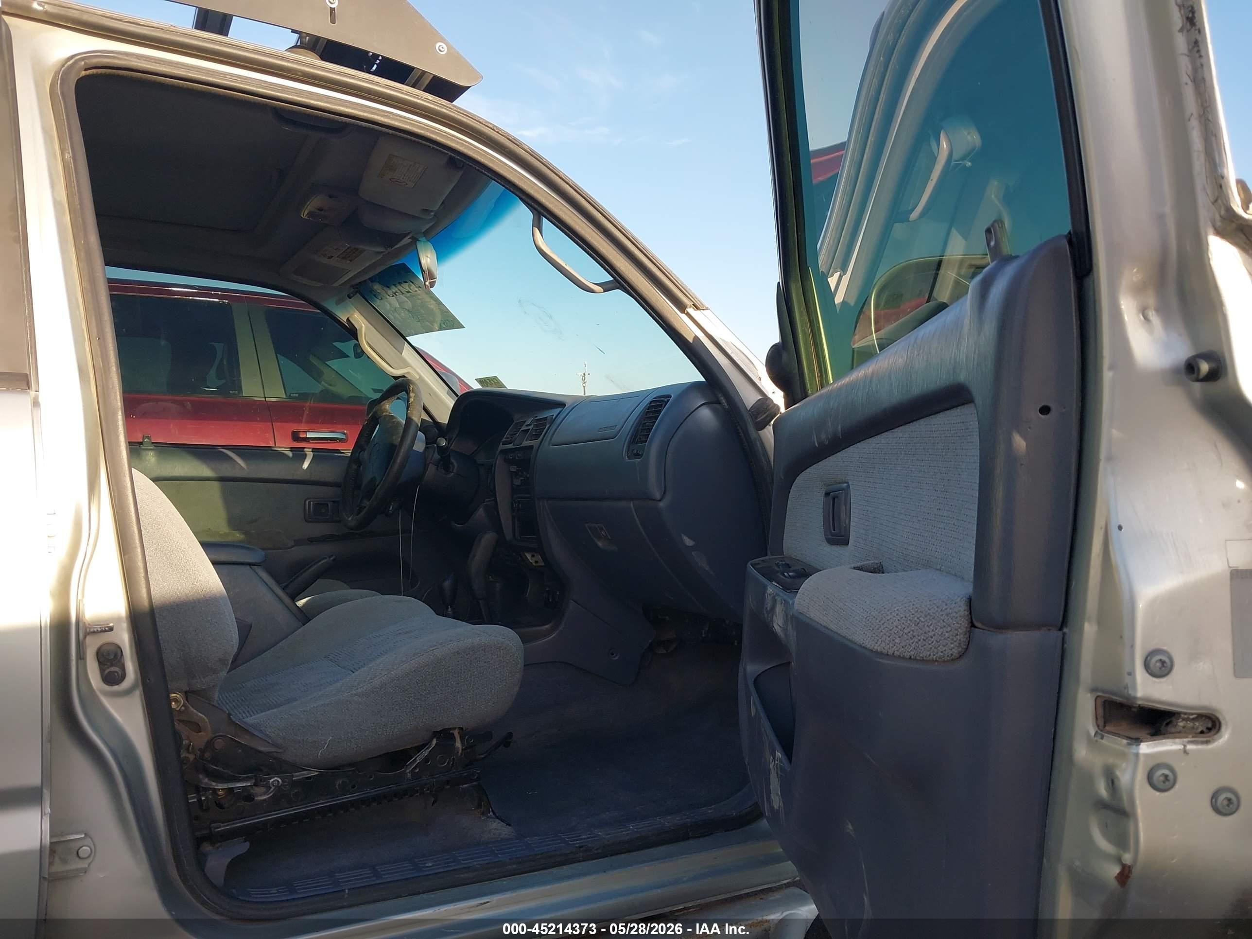 2000 Toyota 4runner Sr5 V6 Silver vin: JT3HN86R6Y0317290