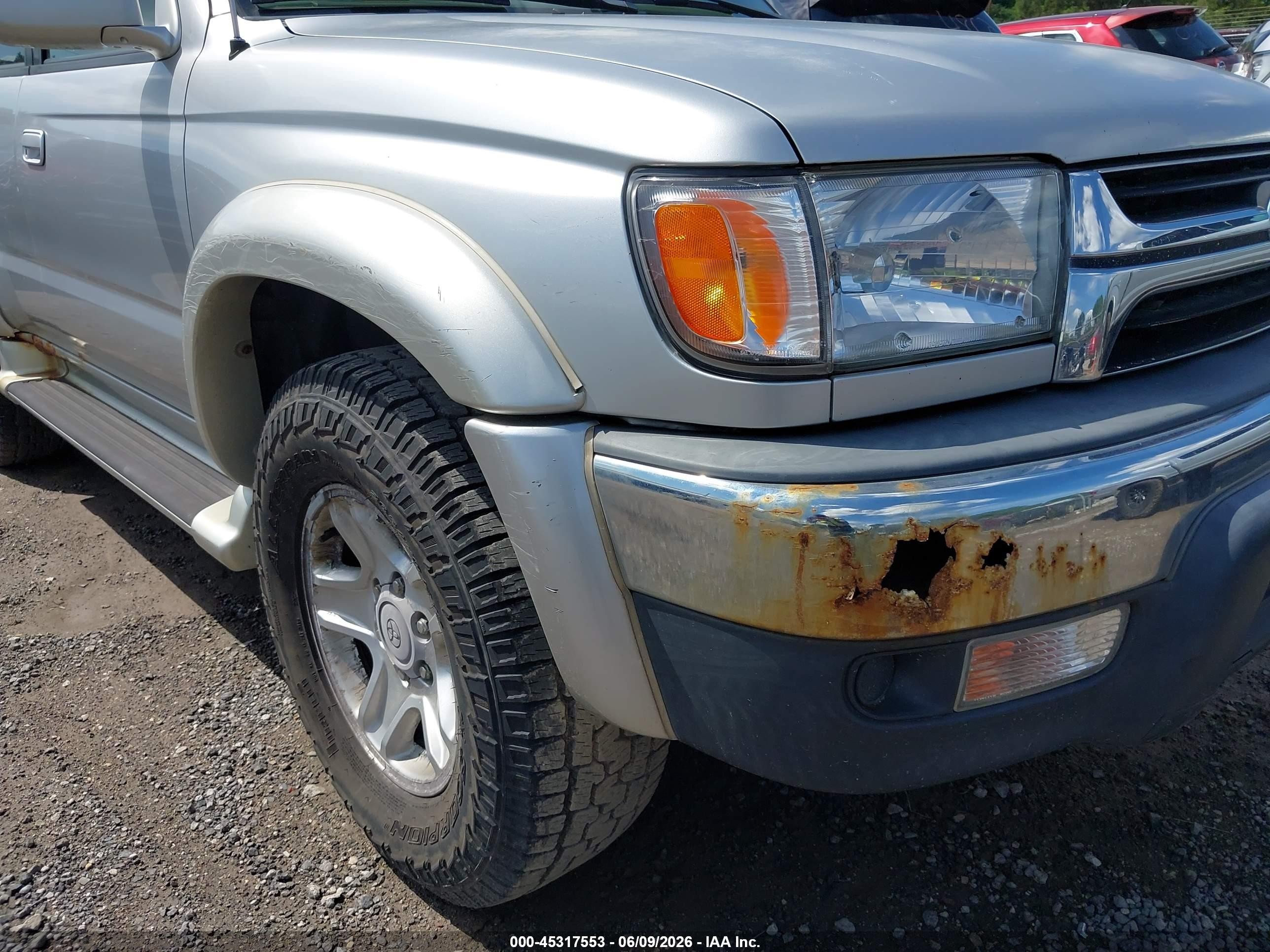 2001 Toyota 4runner Sr5 V6 Silver vin: JT3HN86R710351003