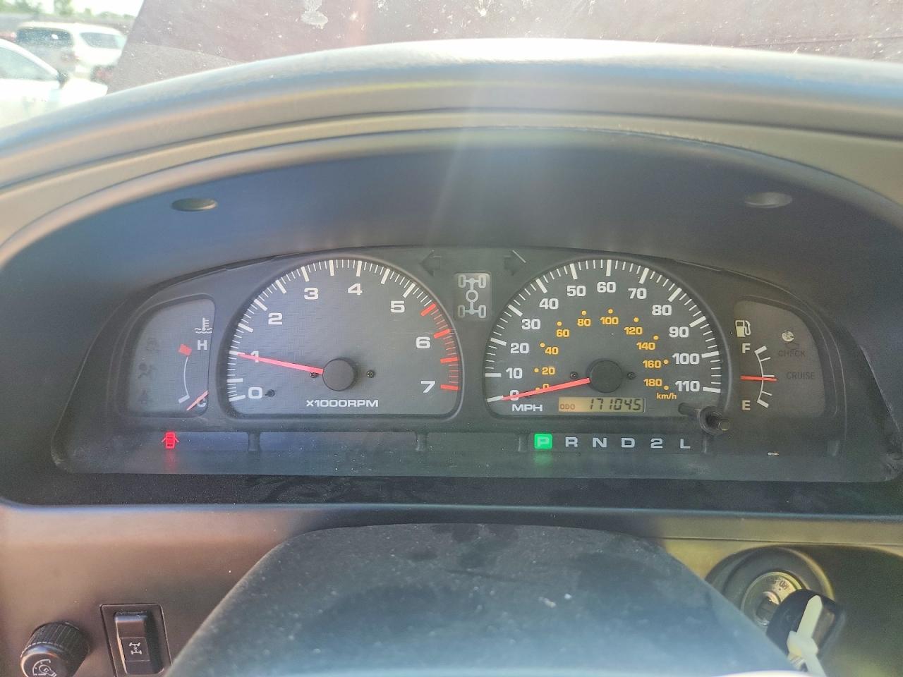 2002 Toyota 4runner Sr5 Burgundy vin: JT3HN86R720373990