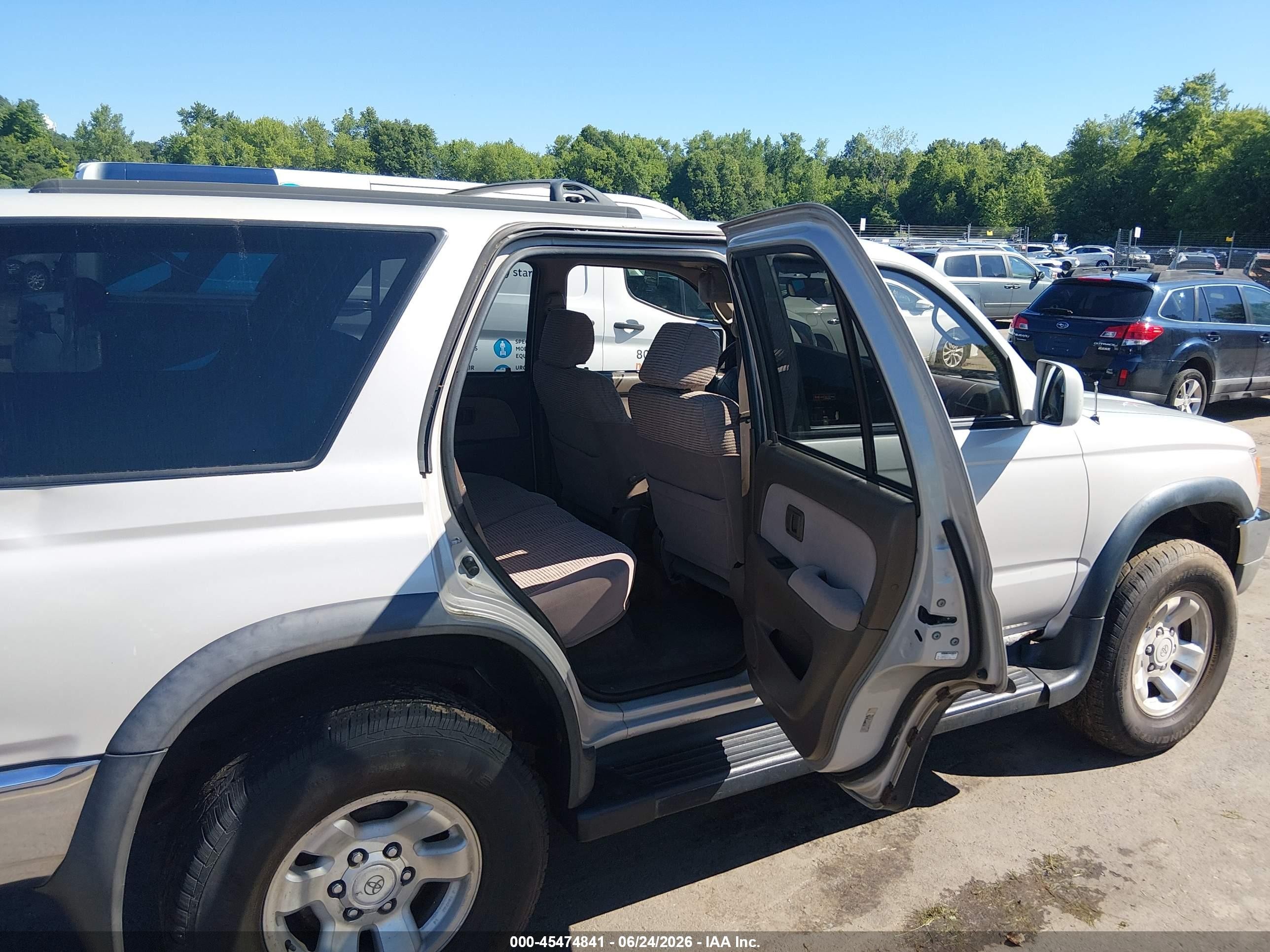 1997 Toyota 4runner Sr5 V6 Cream vin: JT3HN86R7V0067294