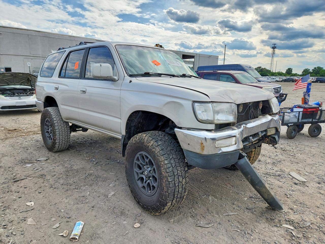 1997 Toyota 4runner Sr5 Silver vin: JT3HN86R7V0082152