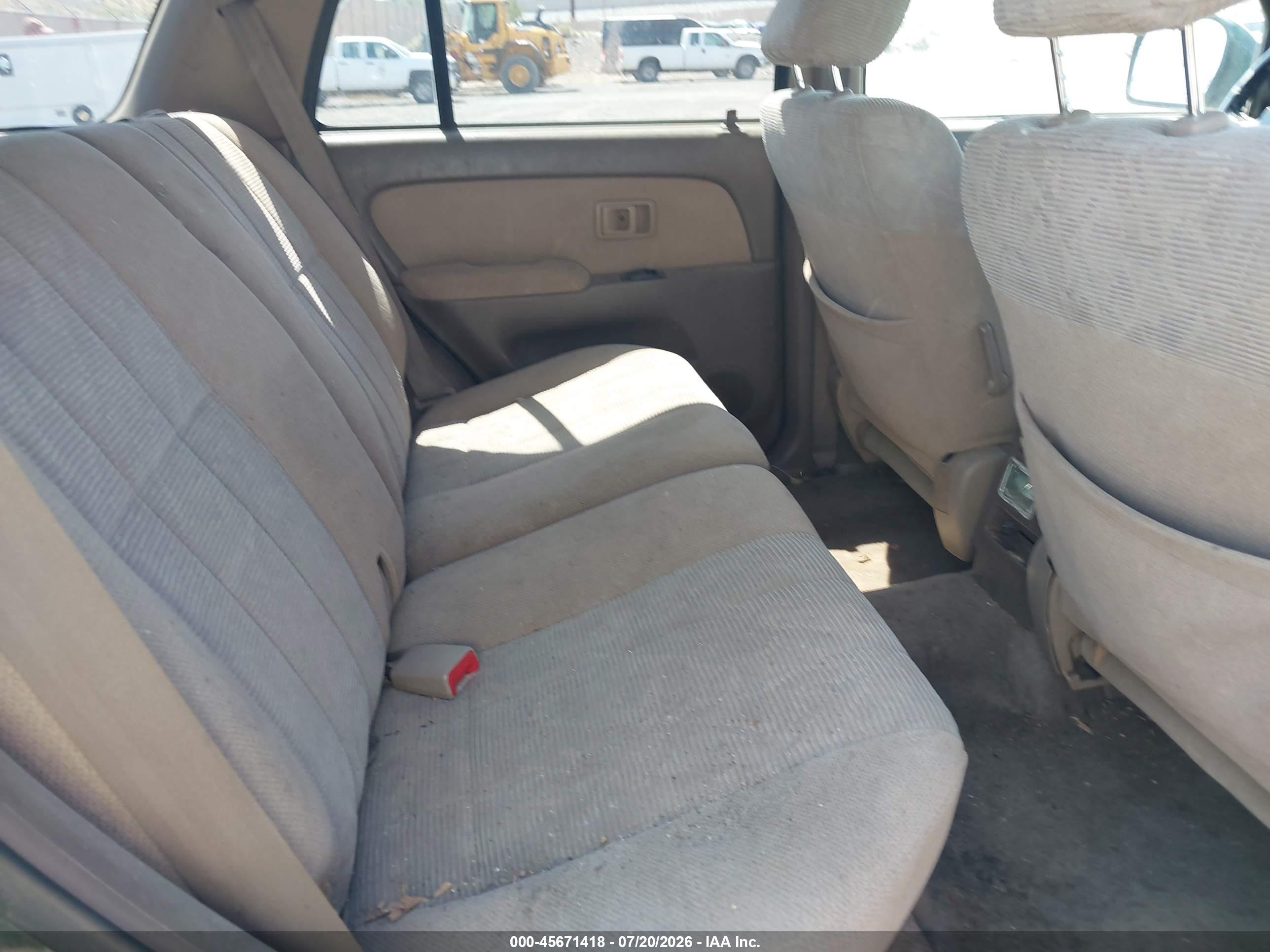 2000 Toyota 4runner Sr5 V6 Green vin: JT3HN86R7Y0265295